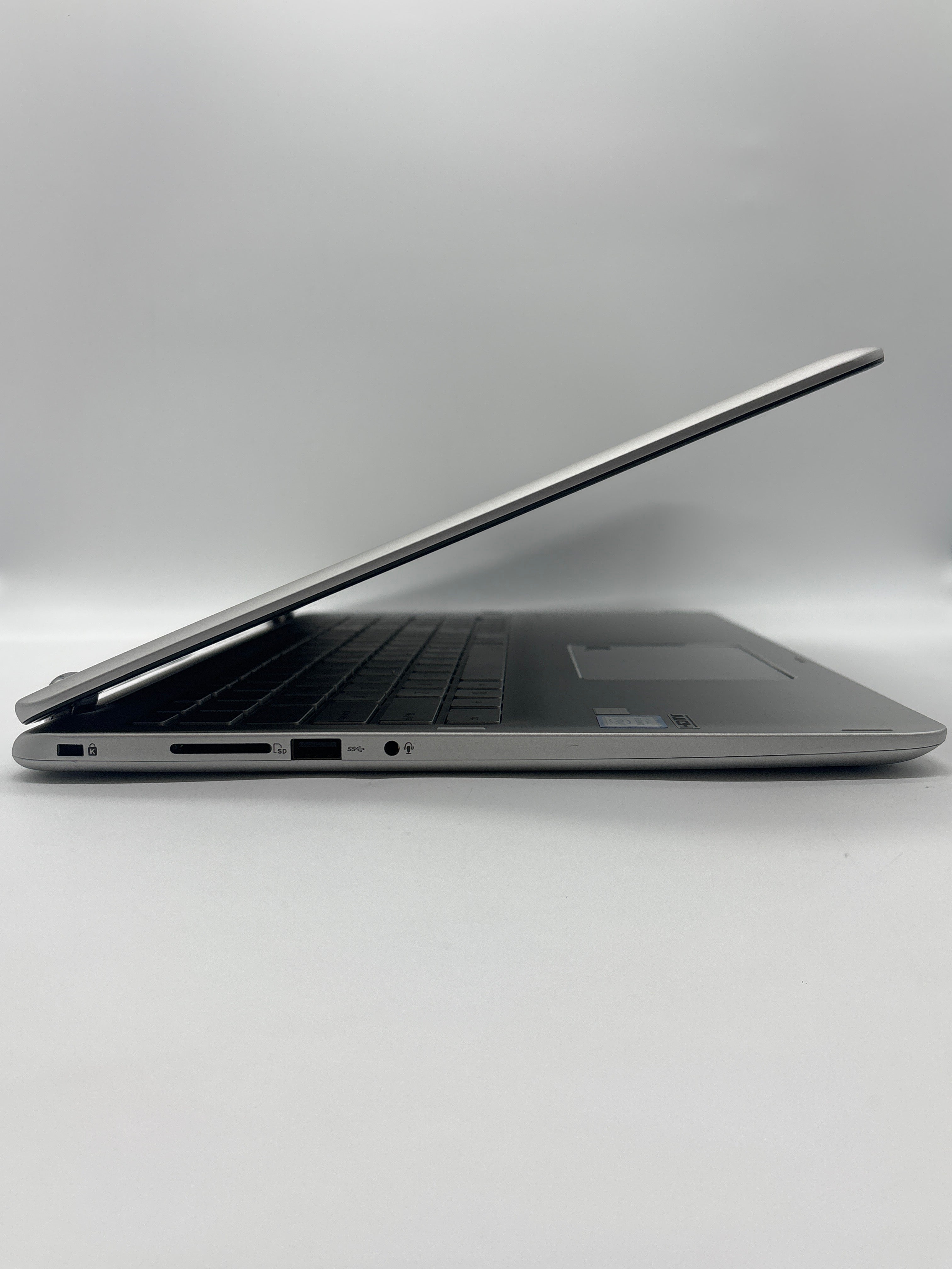 Asus Q504U i5-7200U 12GB RAM 1TB HDD - For Parts (Bad Battery)