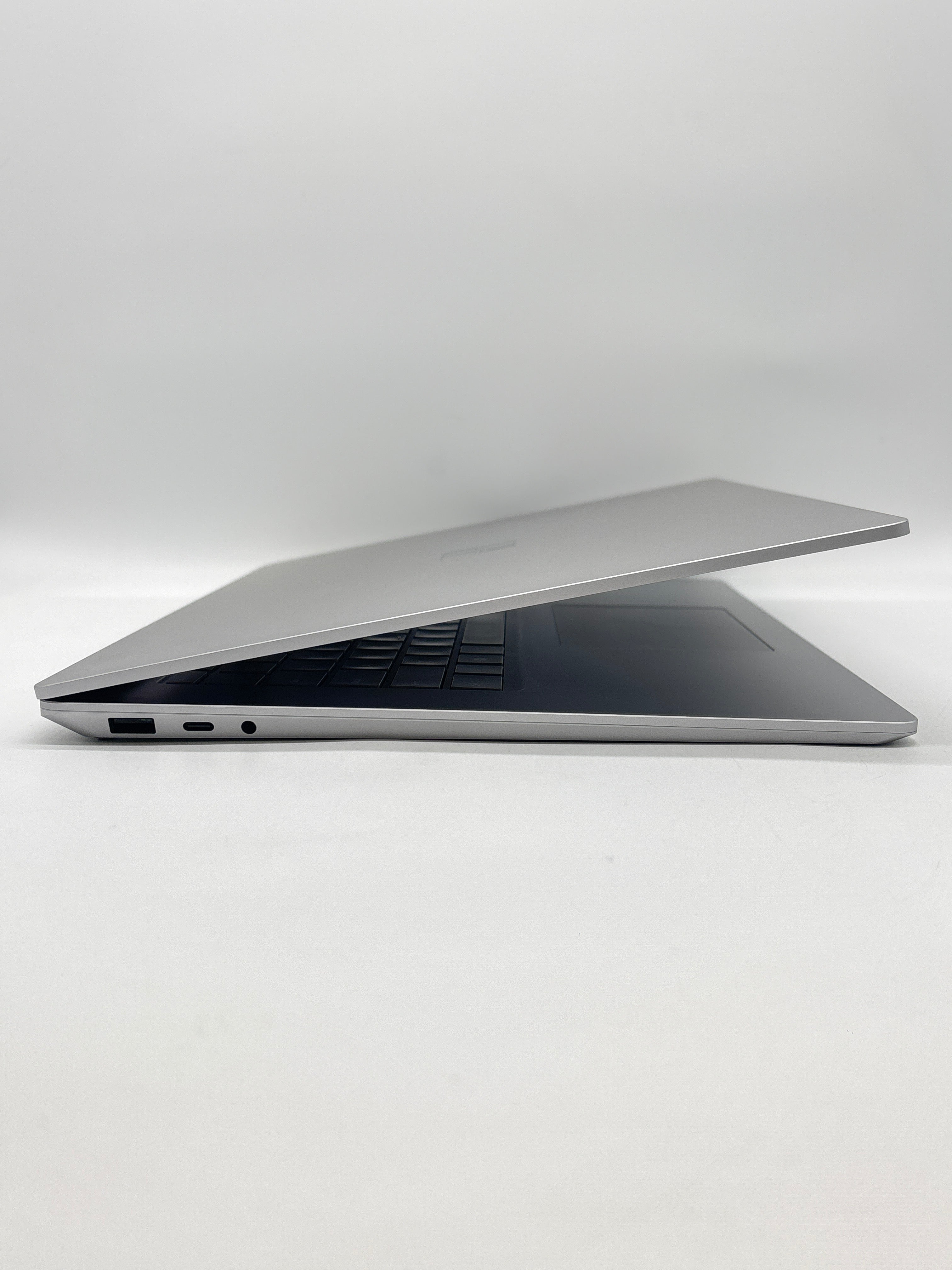 Microsoft Surface Laptop 5 i7-1265U 16GB RAM 512GB SSD