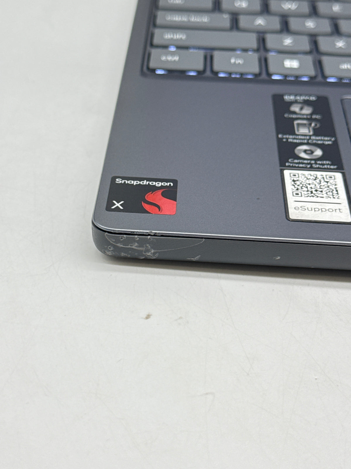 Lenovo IdeaPad Slim 3X Snapdragon X X1-26-100 16GB RAM 256GB SSD - Used
