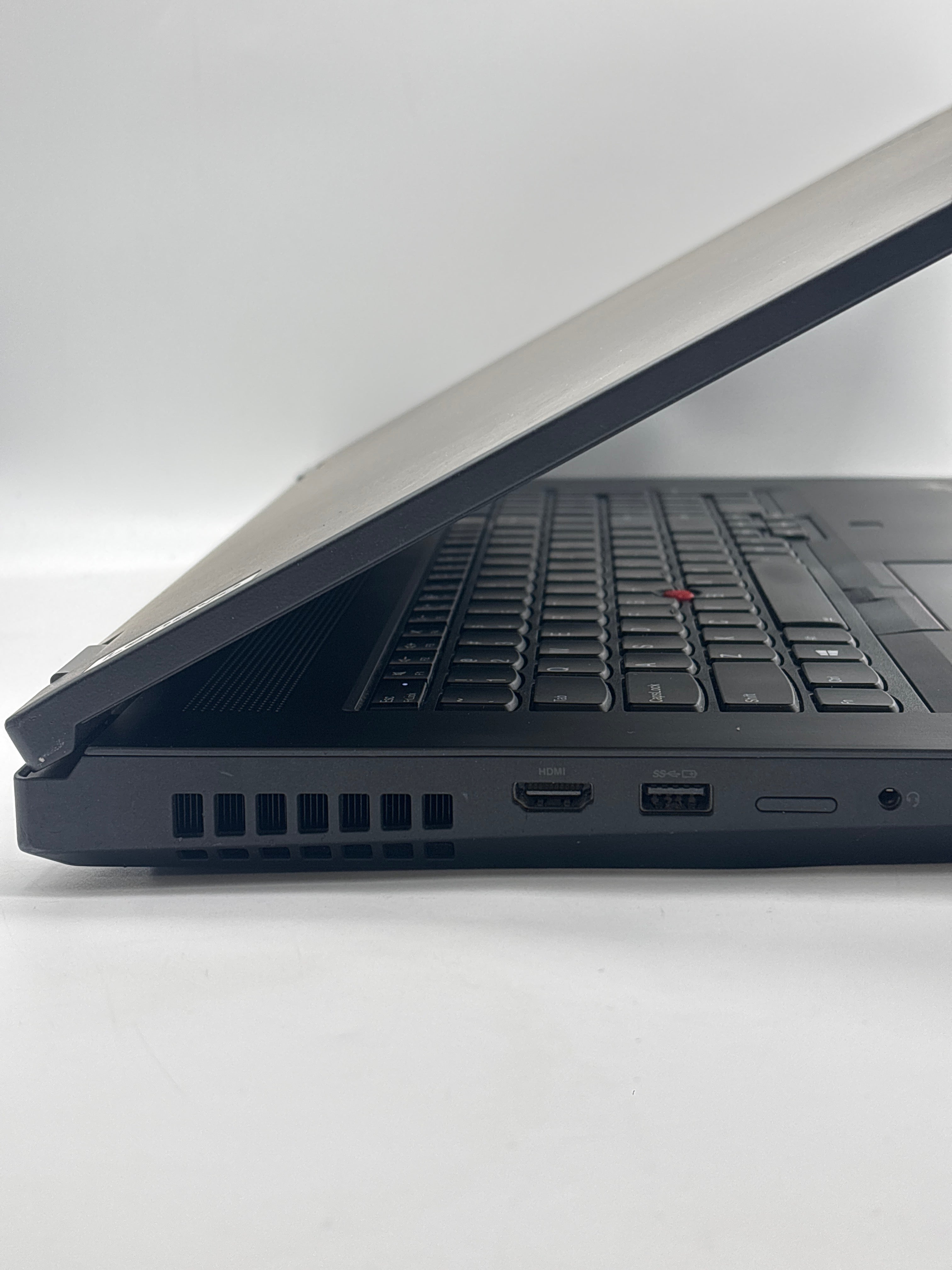 Lenovo ThinkPad P17 Gen 2 i7-11800H 16GB RAM 512GB SSD RTX A2000