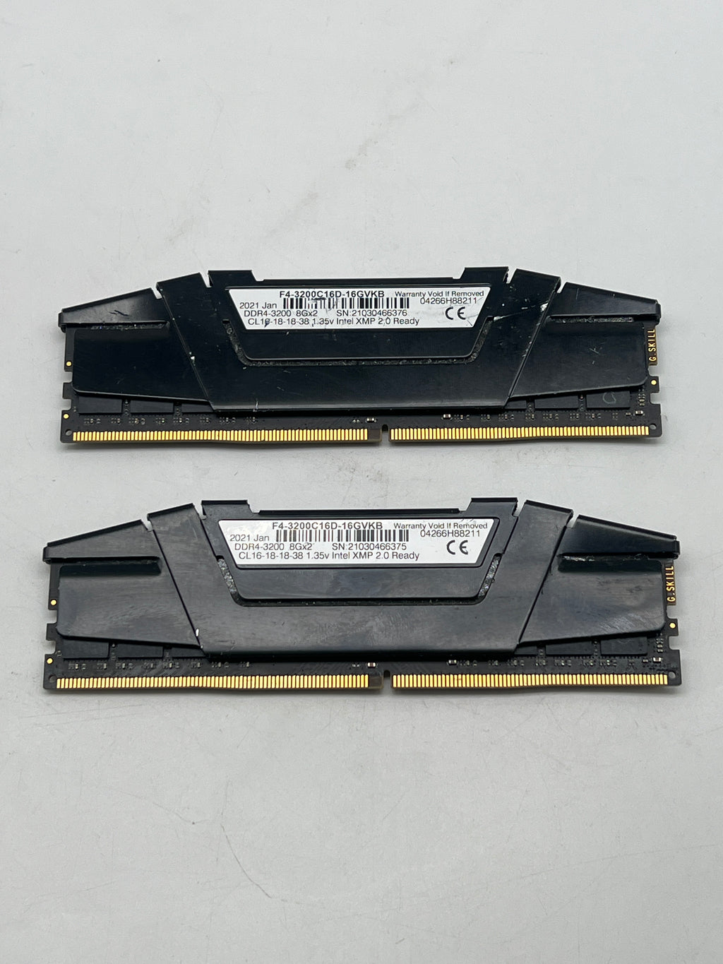 G.Skill RipJaws V 16GB (2x8) RAM DDR4 3200MHz F4-3200C16D-16GVKB - Used
