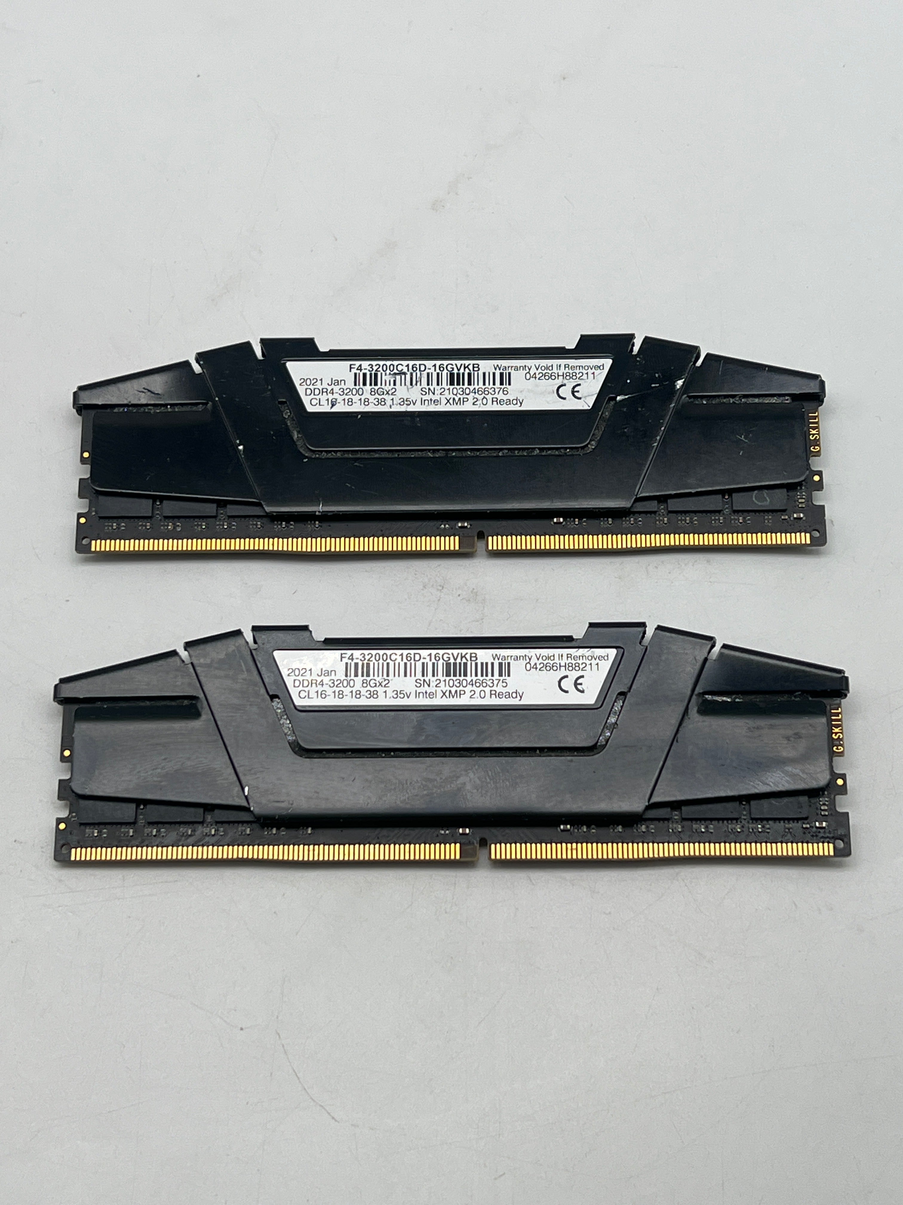 G.Skill RipJaws V 16GB (2x8) RAM DDR4 3200MHz F4-3200C16D-16GVKB - Used