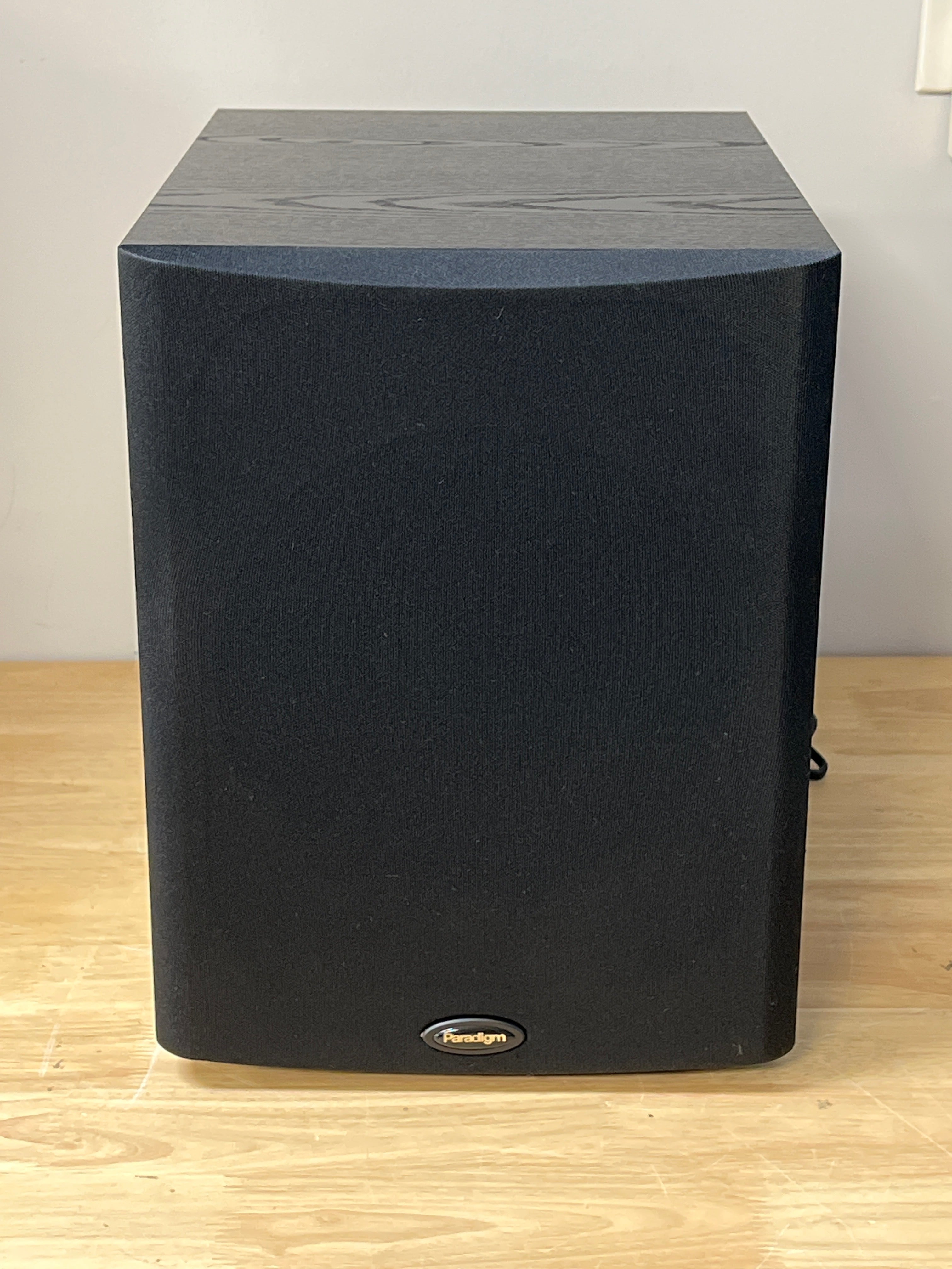 Paradigm PDR-10 v.3 10 Inch 100 Watt RMS Powered Subwoofer Black Used