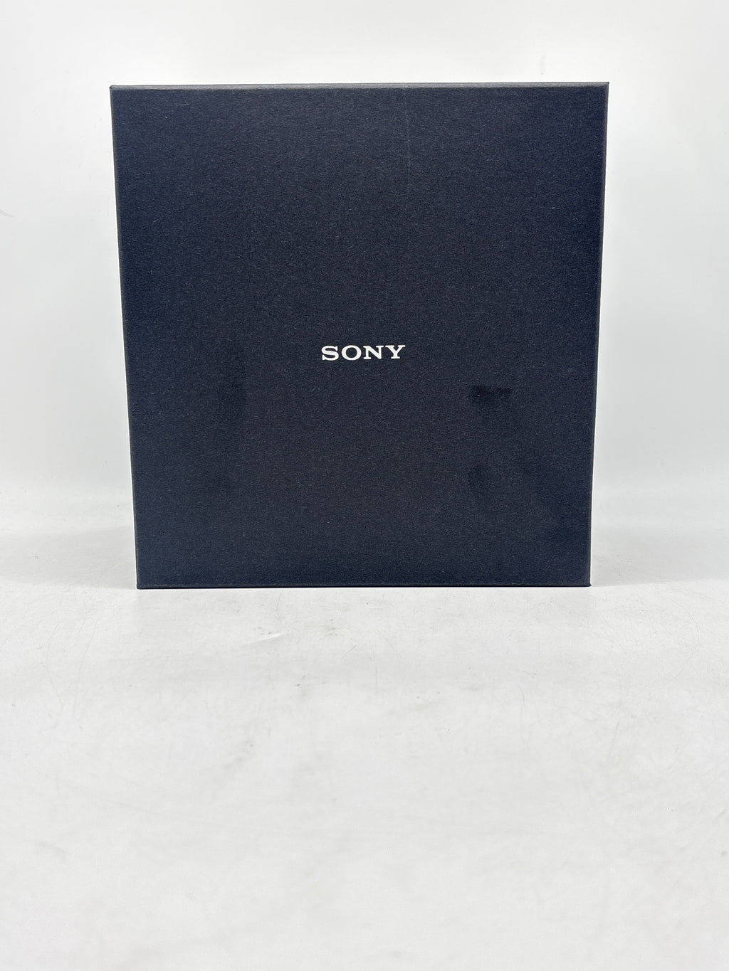 Sony MDR-Z7 Over-Ear High Resolution Audiophile Headphones - For Parts (Left speaker issues)