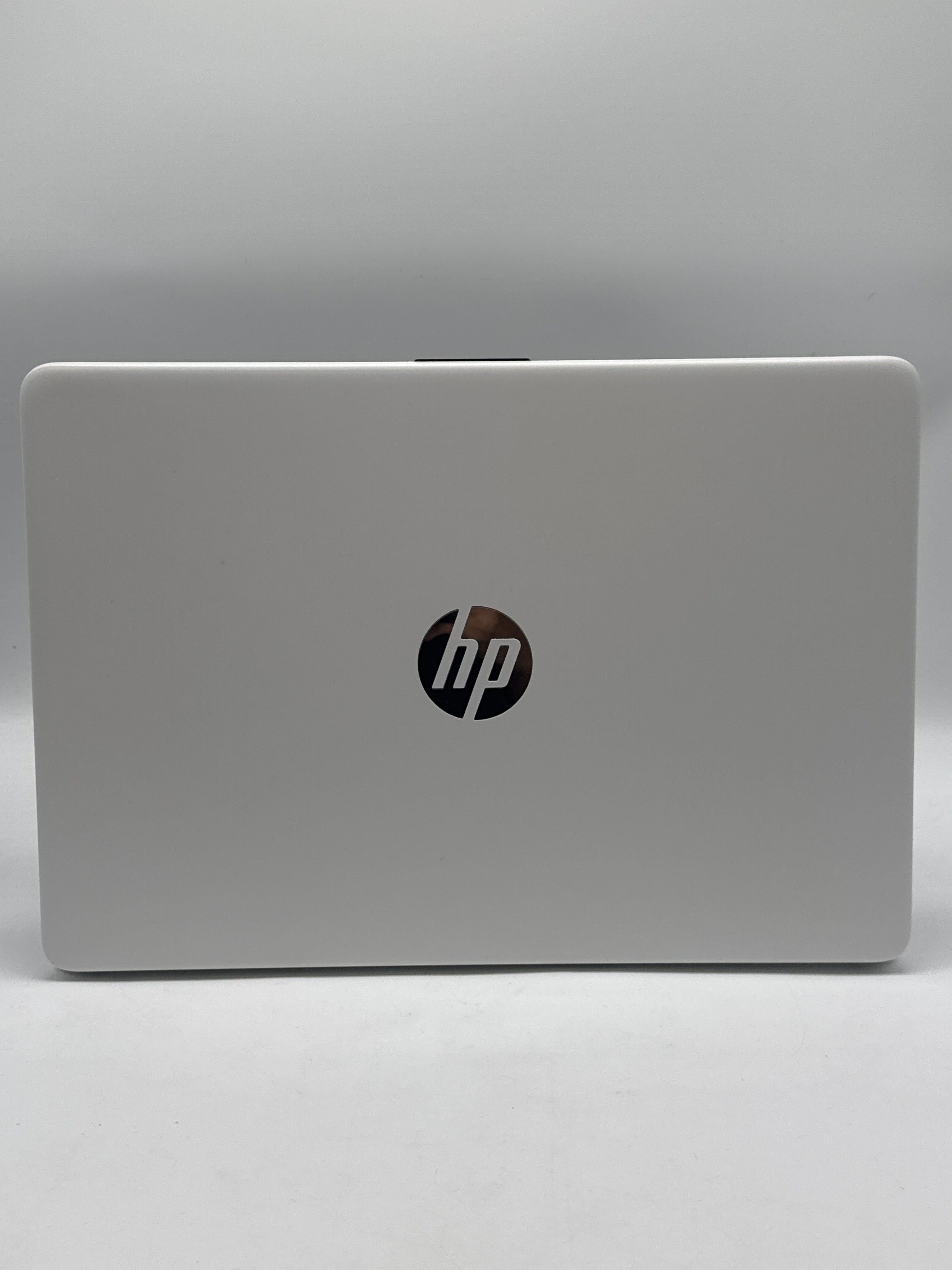HP 14-dq0040nr 13-inch Intel Celeron N4120 4GB RAM 64GB SSD - Used