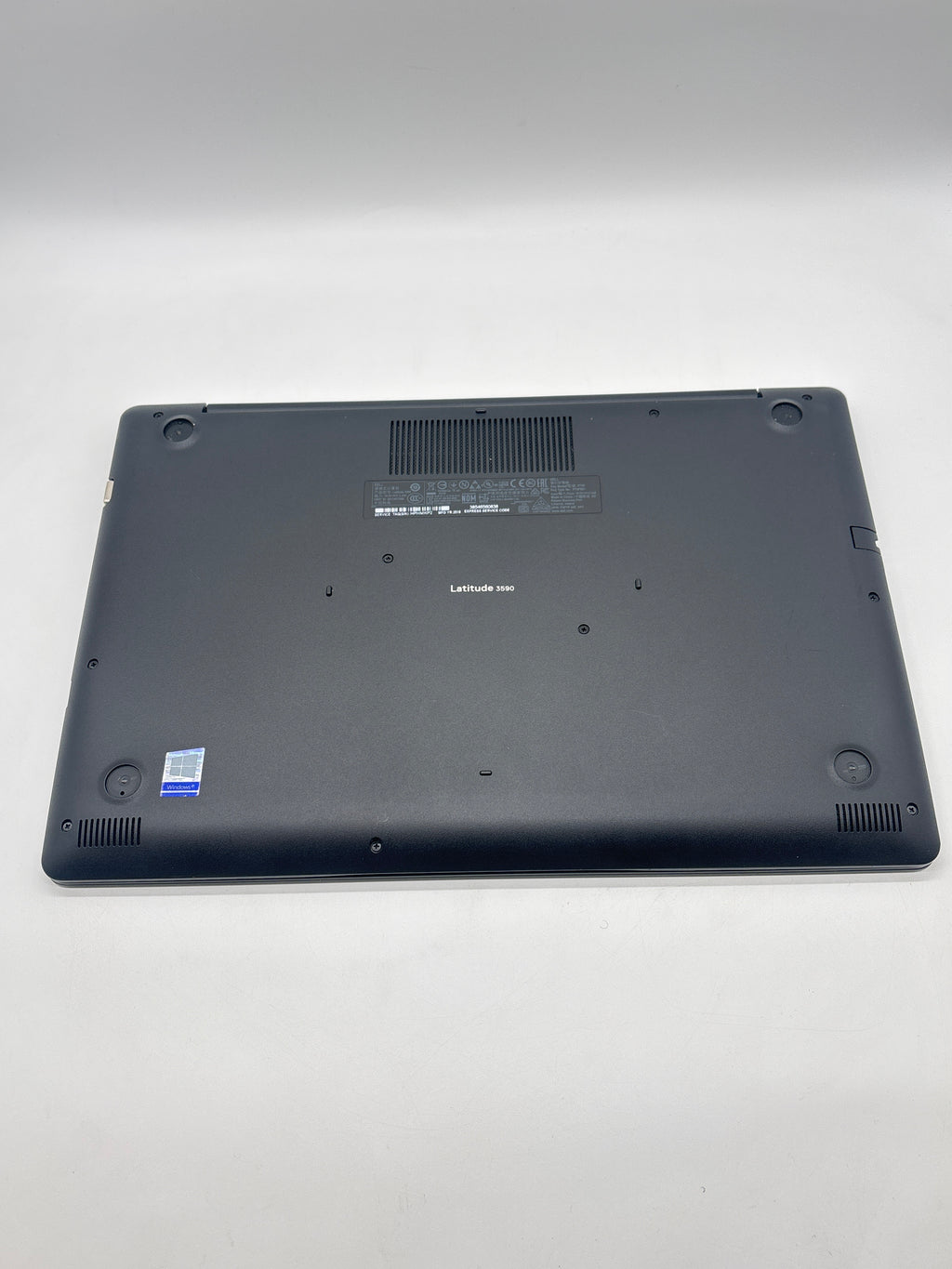 Dell Latitude 3590 i7 8th Gen 8GB RAM 512GB SSD - Bad Battery