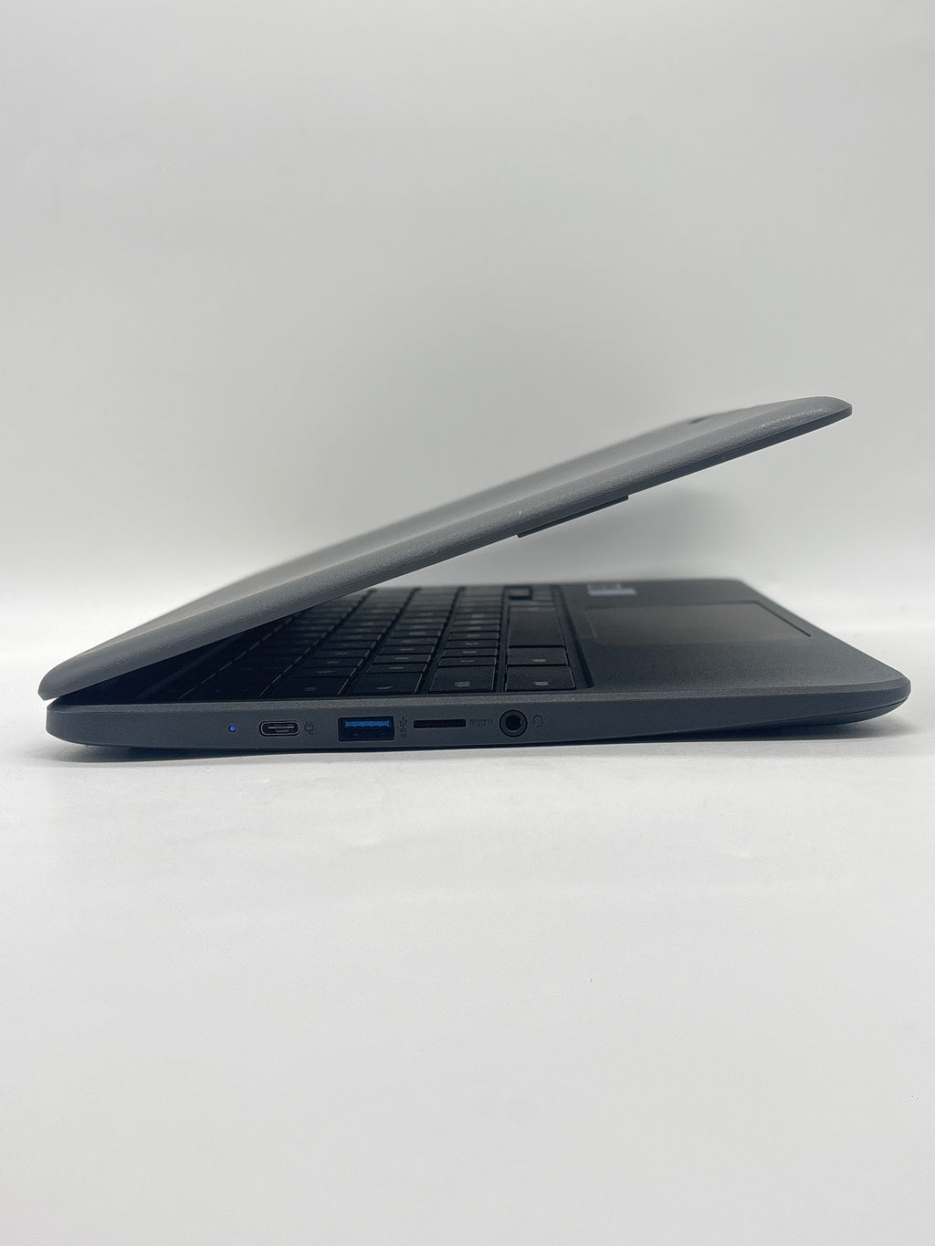 CTL Nl71CT Laptop Pentium N4020 4GB RAM 32GB