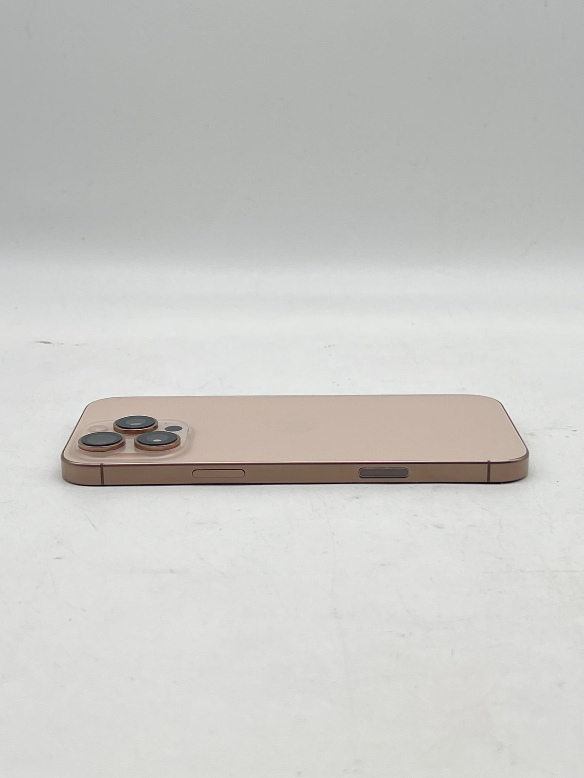 Apple iPhone 16 Pro Max 256GB Factory Unlocked - Used