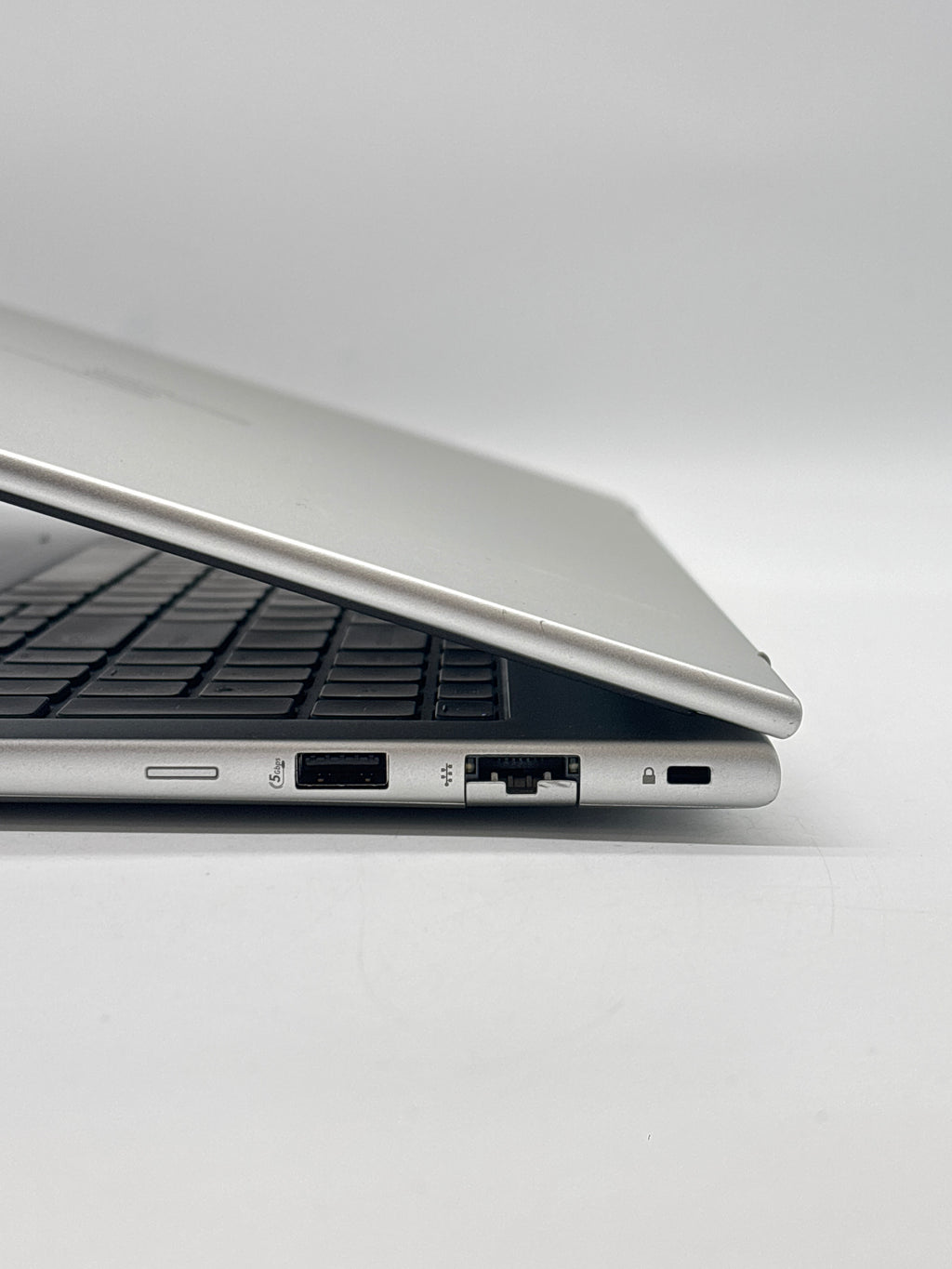 HP EliteBook 660 G11 Ultra 7 155U 16GB RAM 512GB SSD - Absolute On