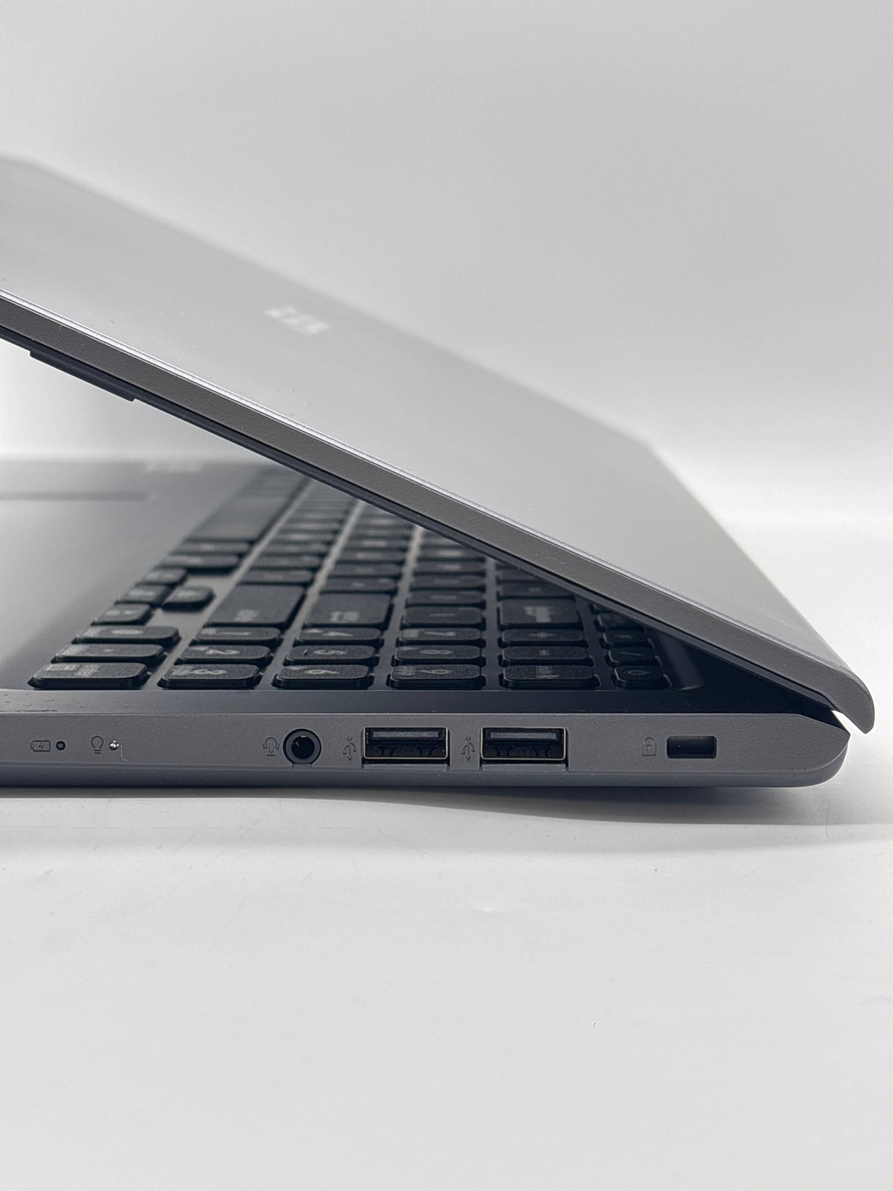 ASUS VivoBook X515J 15.6" i3-1005G1 8GB RAM 256GB SSD