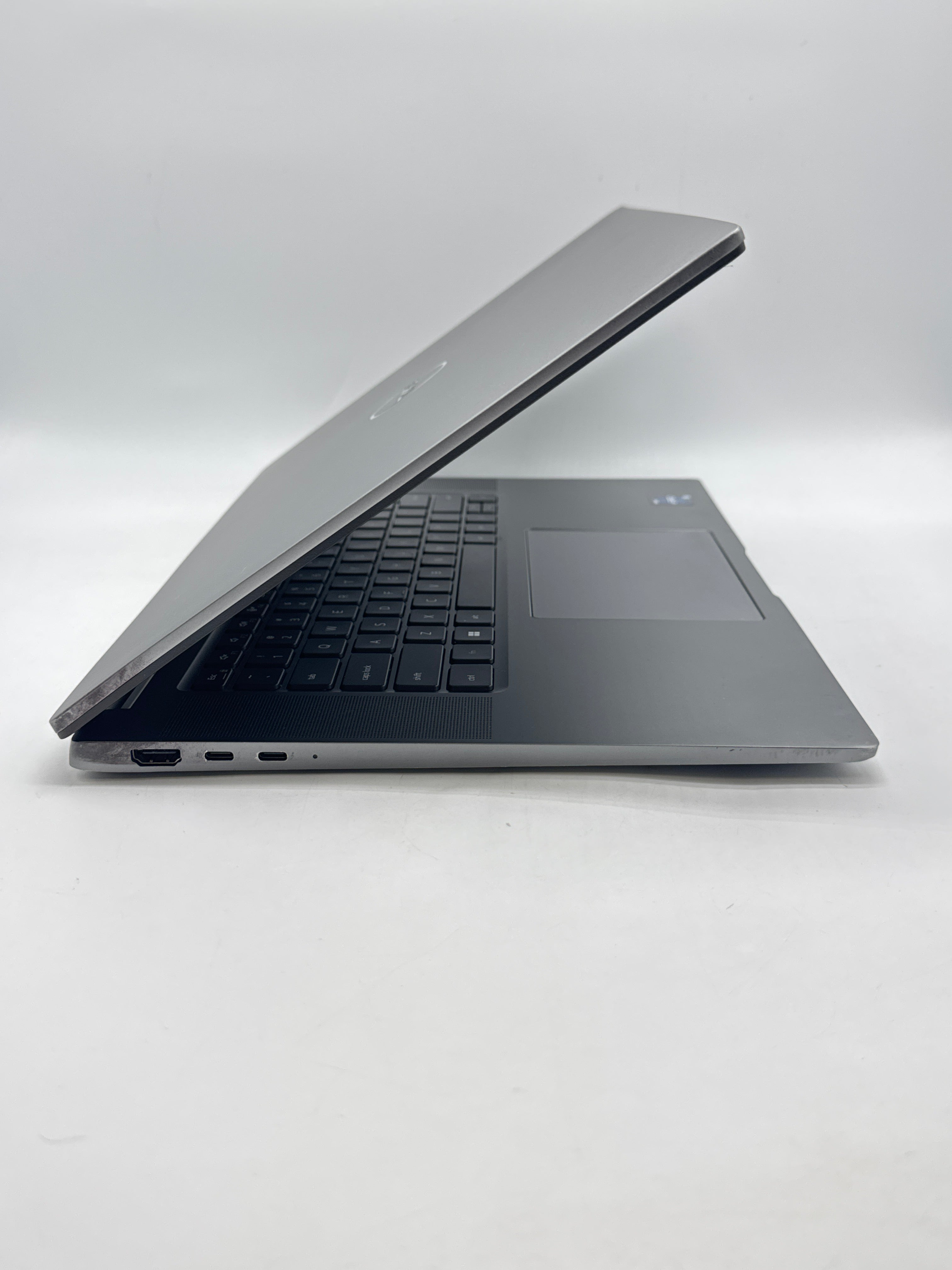 Dell Latitude 7640 Core i7-1370P 32GB RAM 1TB SSD - For Parts
