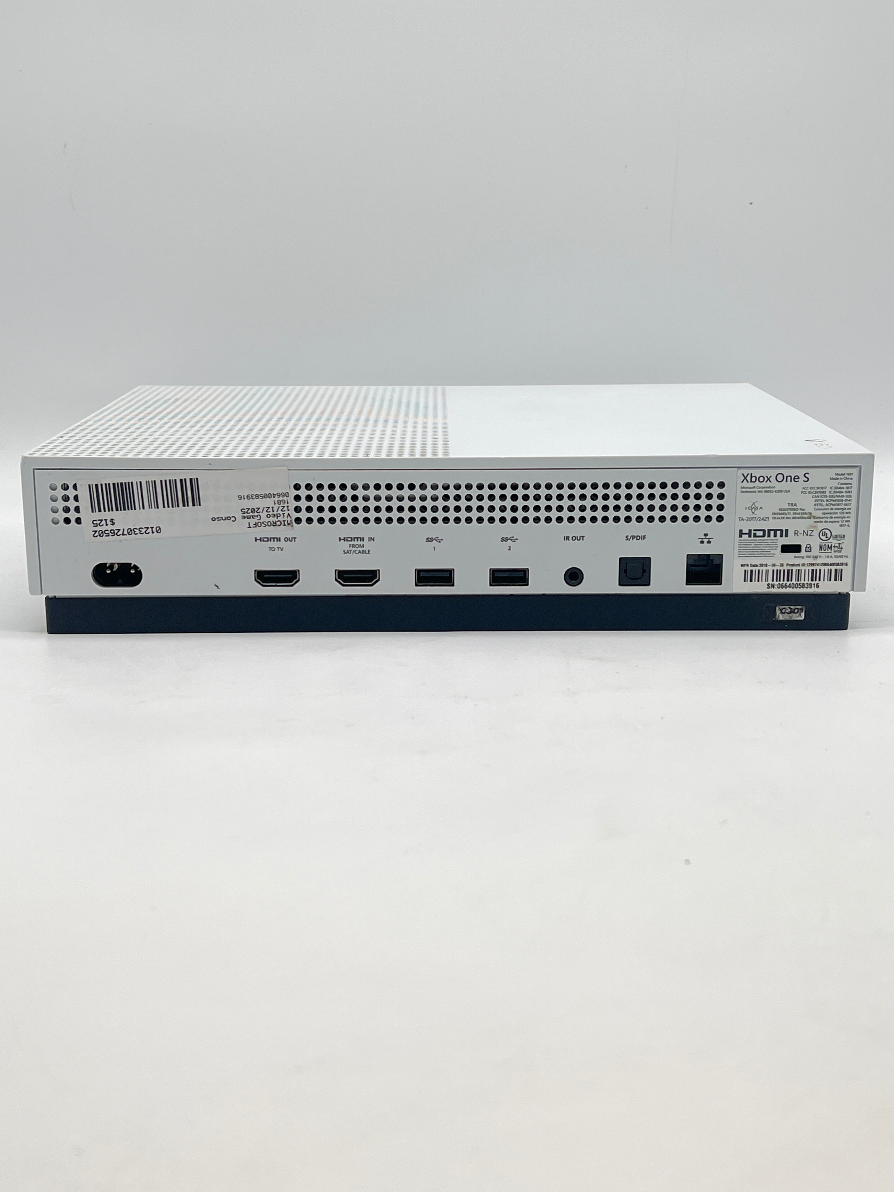 Microsoft Xbox One S 1TB Home Console (Model 1681) White - Used