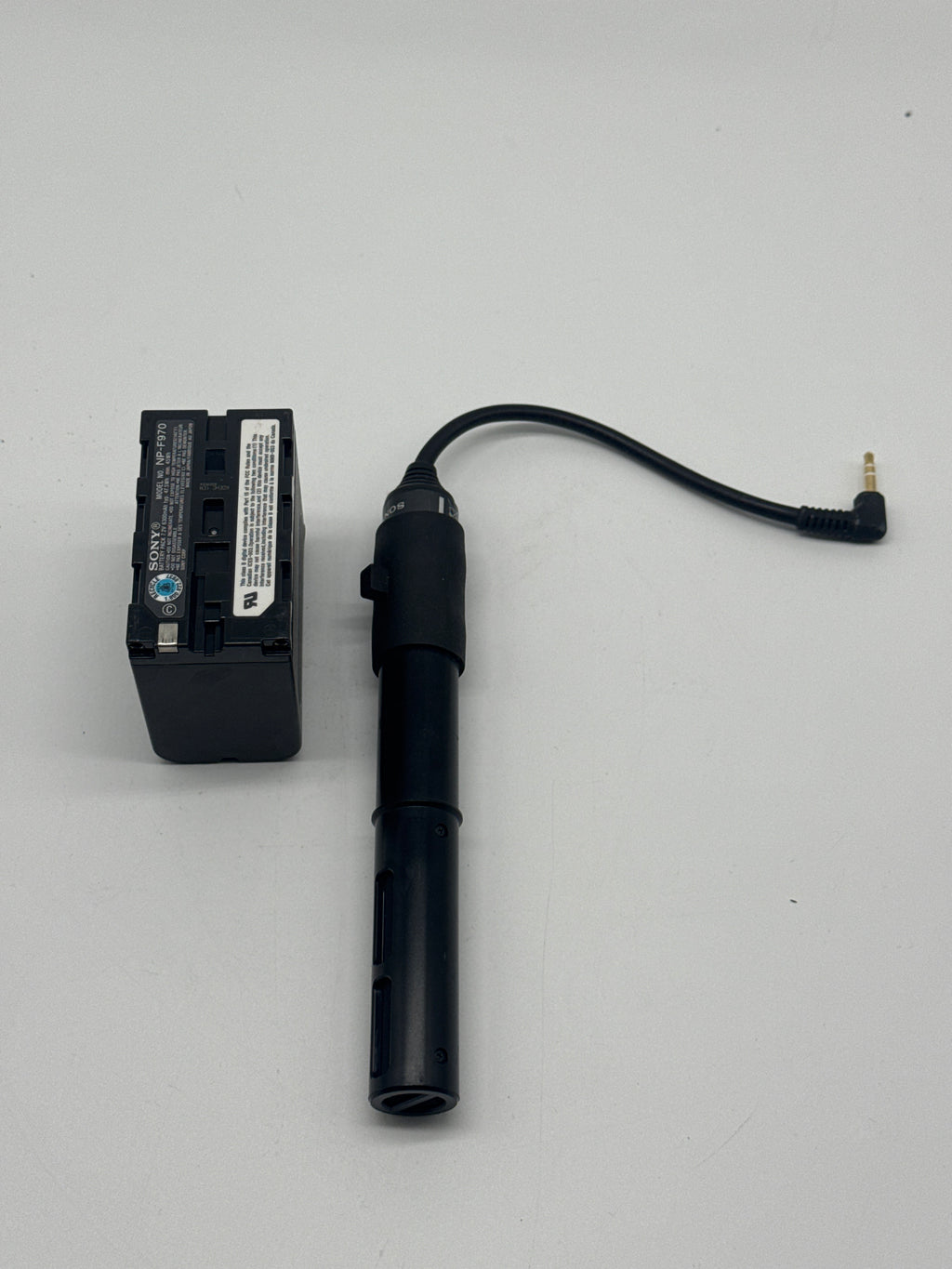 Sony HVR-HD1000U Shoulder-Mount HDV 1080i Camcorder 10x Zoom w/ Mic - For Parts