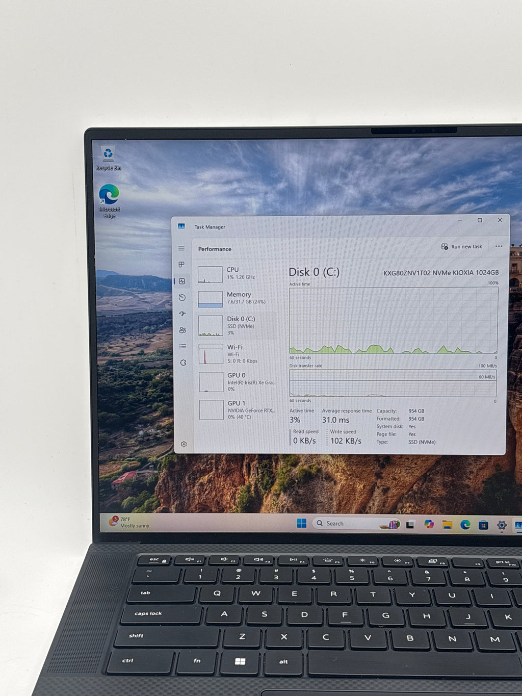 Dell XPS 15 9530 i7-13700H 32GB RAM 1TB SSD RTX 4050