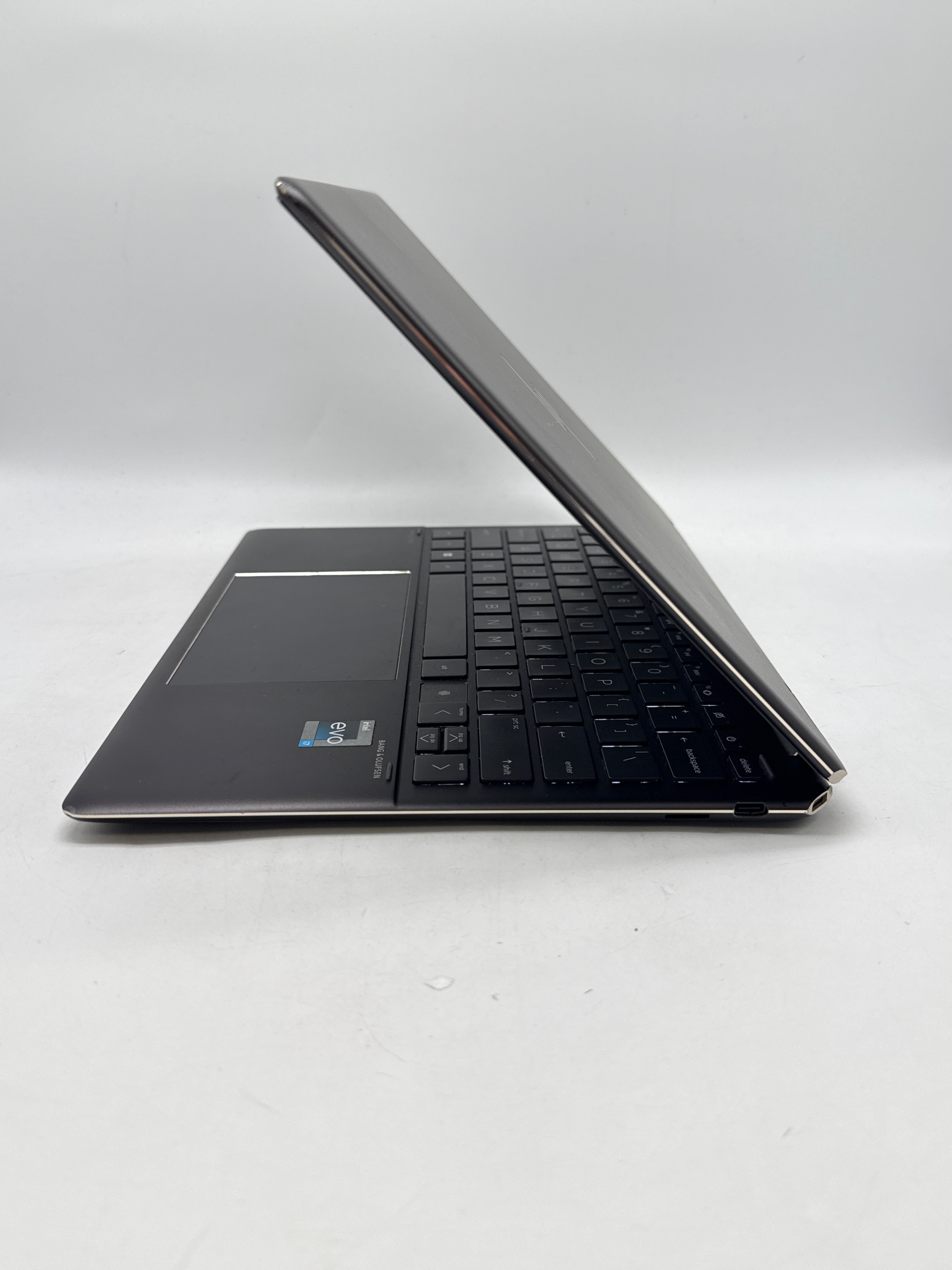 HP Spectre x360 14-ef0xxx Core i7-1255U 16GB RAM 1TB SSD - Used