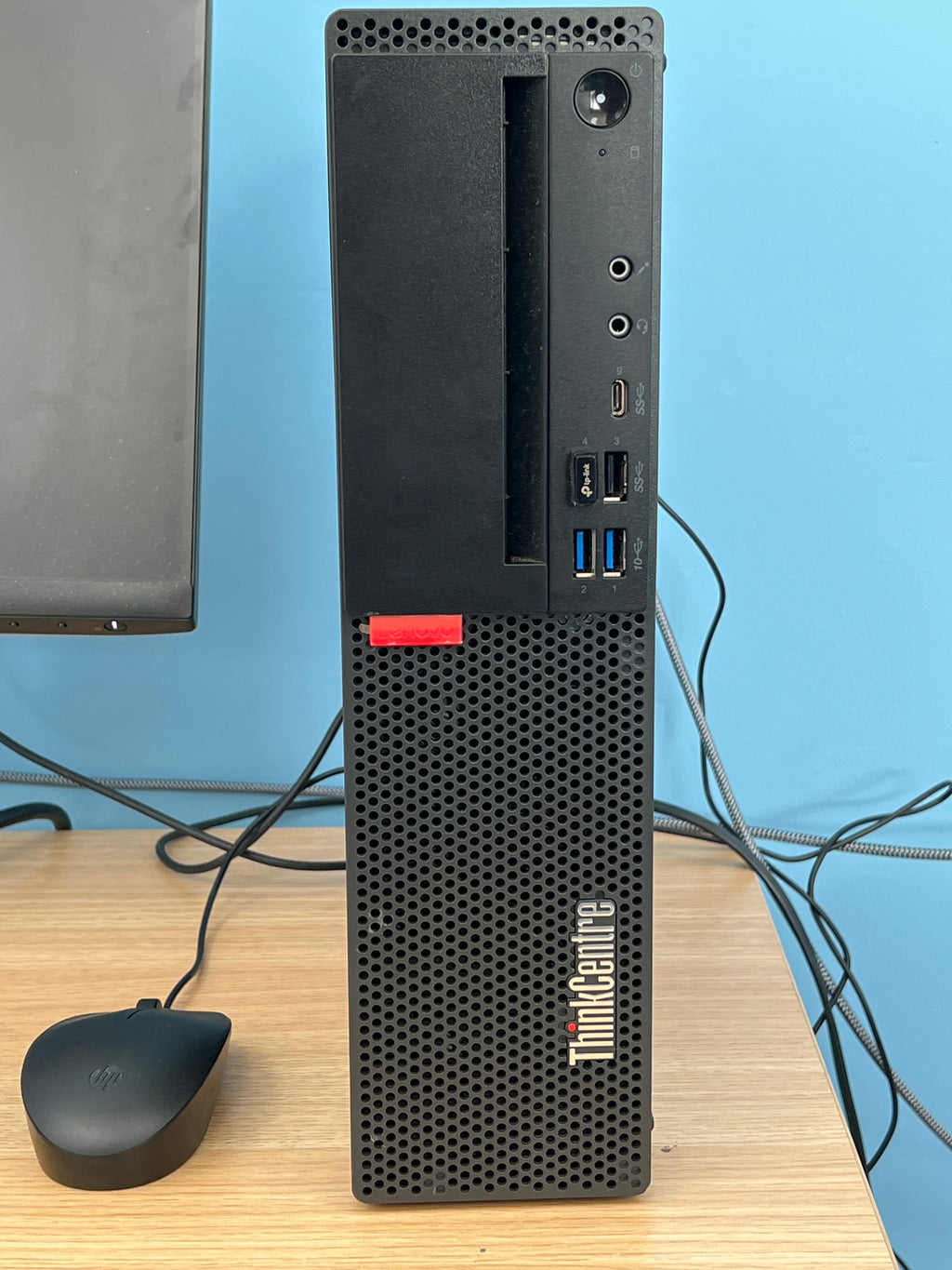 Lenovo ThinkCentre M920s i5-8500 16GB RAM 256GB SSD Black Used