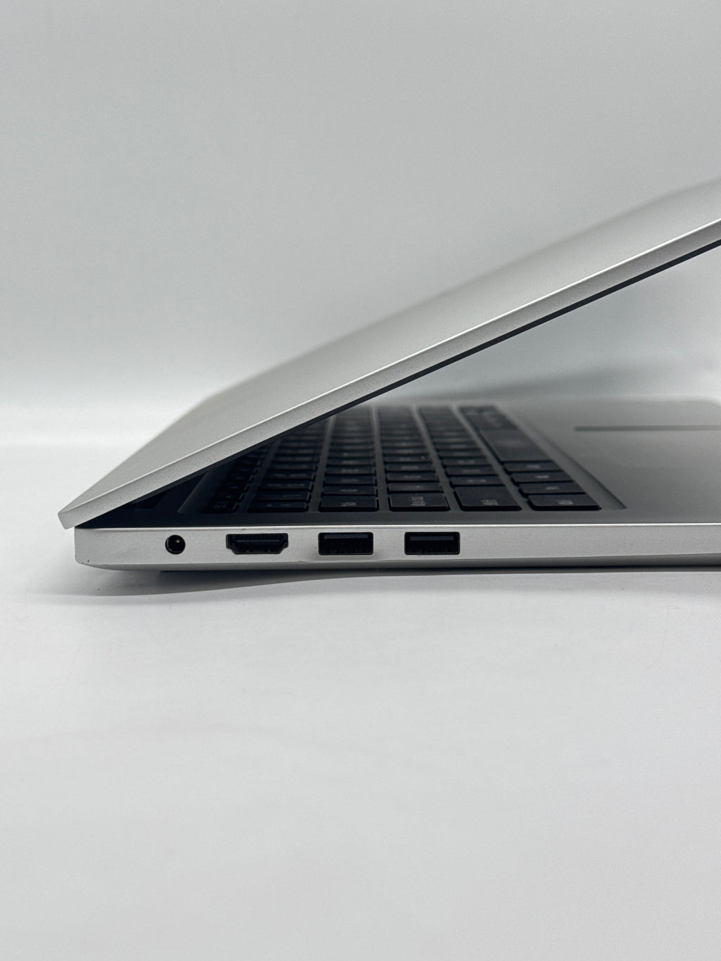 Xiaomi RedmiBook 14 i5-10210U 8GB RAM 512GB SSD GeForce MX250