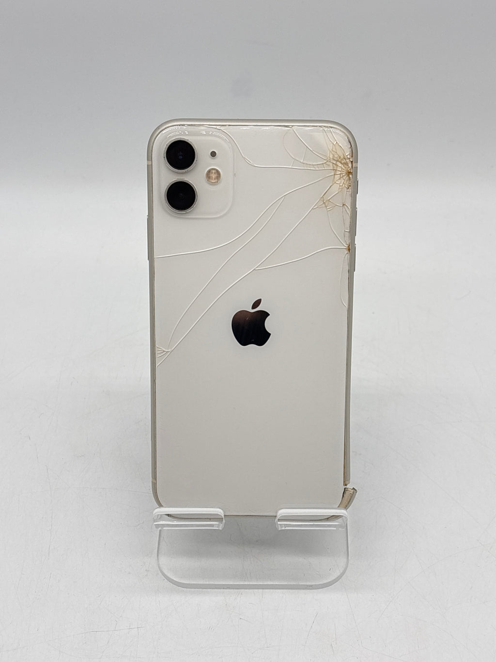 Apple iPhone 11 128GB White - For Parts AT&N