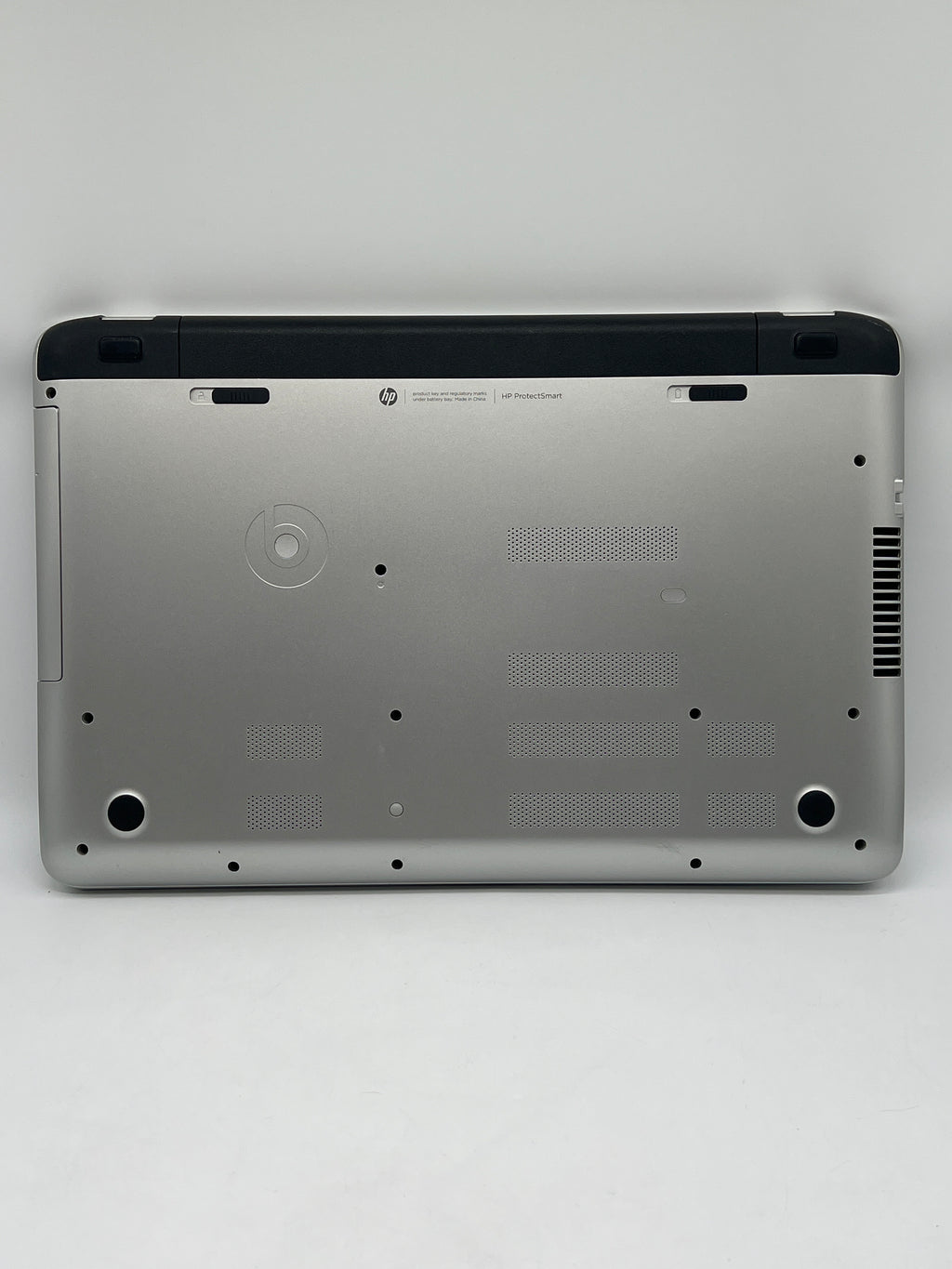 HP ENVY M7 i7-5500u 12GB RAM  1TB HDD Geforce 840M - For Parts (Read)