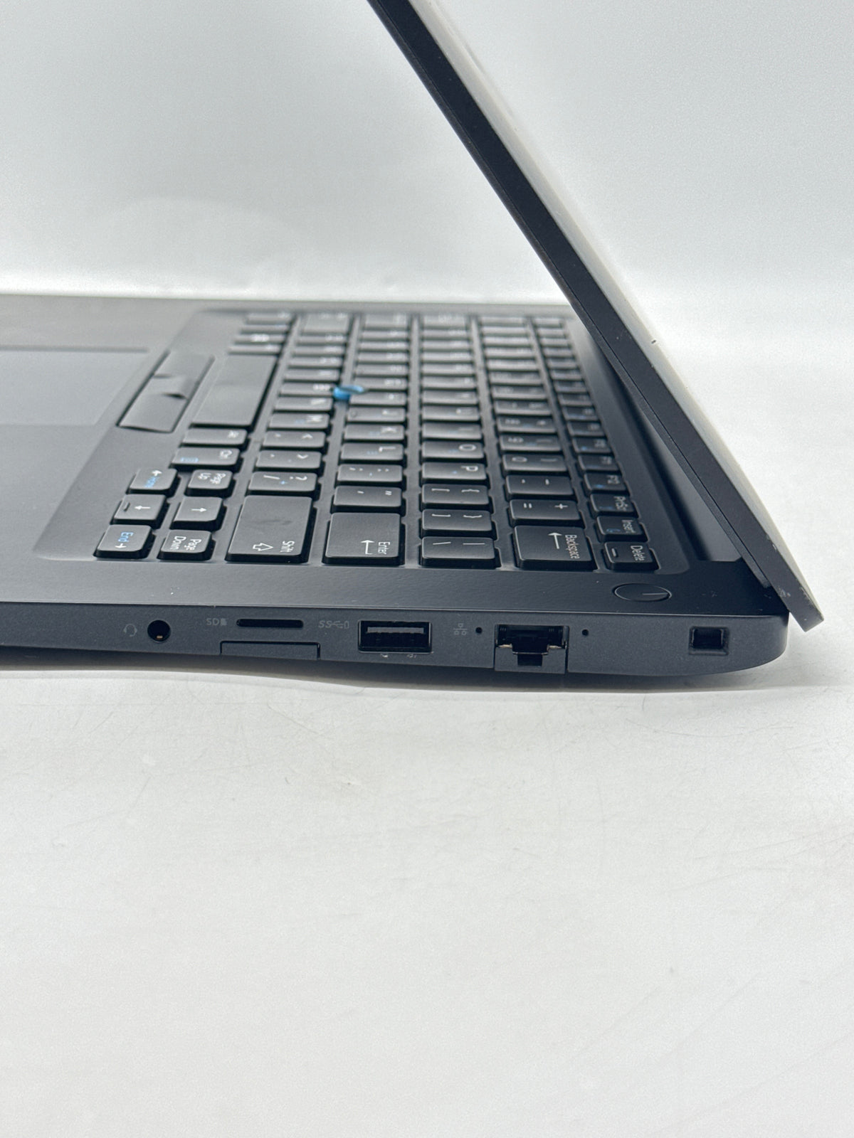 Dell Latitude 7490 14in Core i5 7200U 8GB RAM 256GB SSD Read