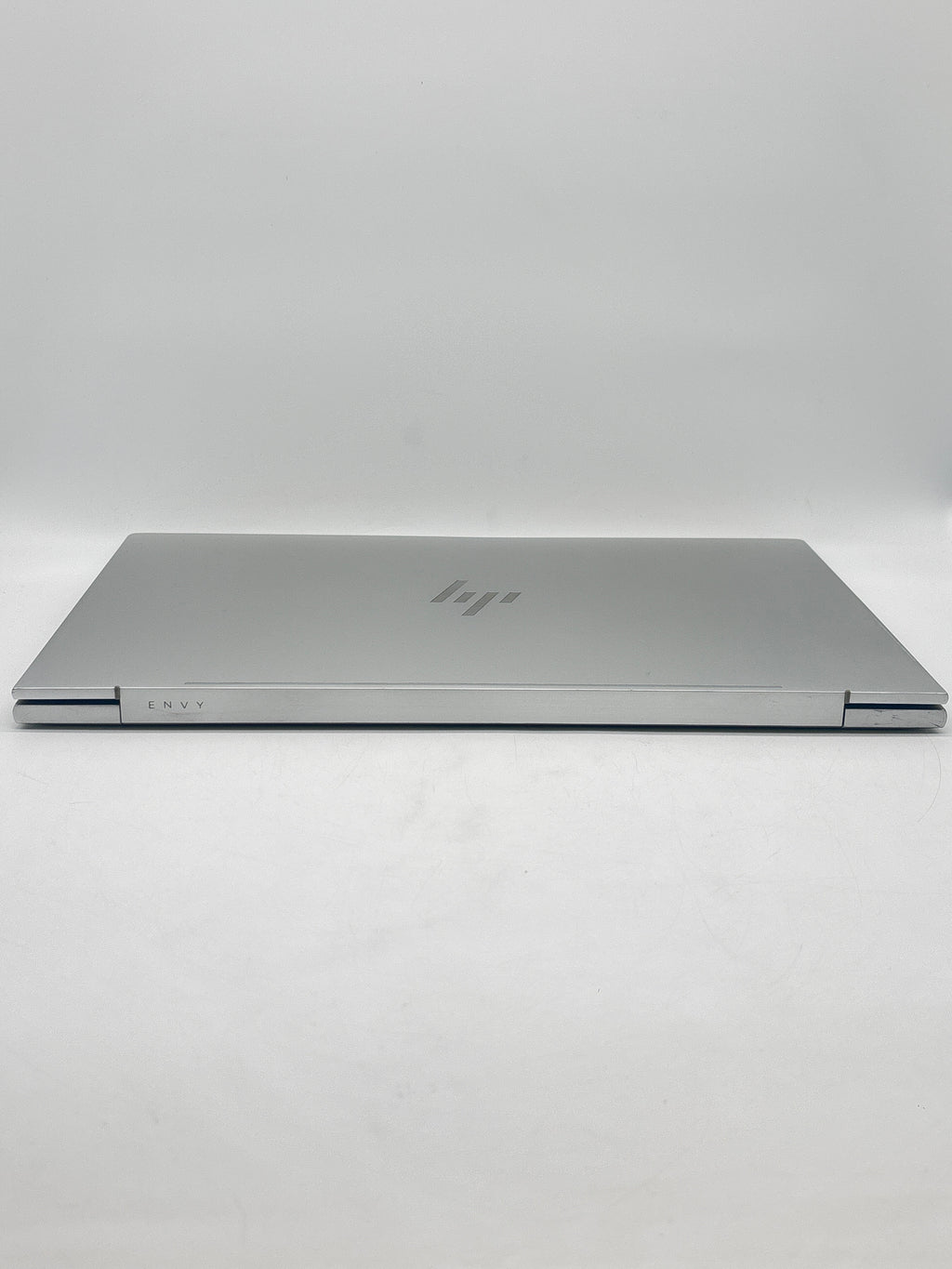 HP Envy Laptop 17-cr0013dx i7-1260P 12GB RAM 512GB SSD Silver - Used