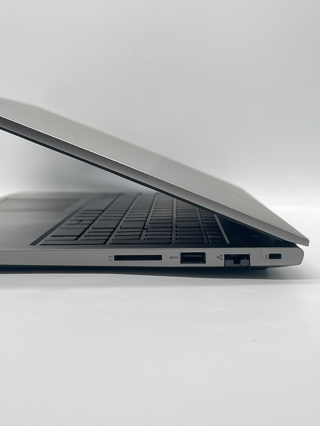 Lenovo ThinkBook 15 G2 ARE AMD Ryzen 5 4500U 8GB RAM 512GB SSD - For Parts (Read)