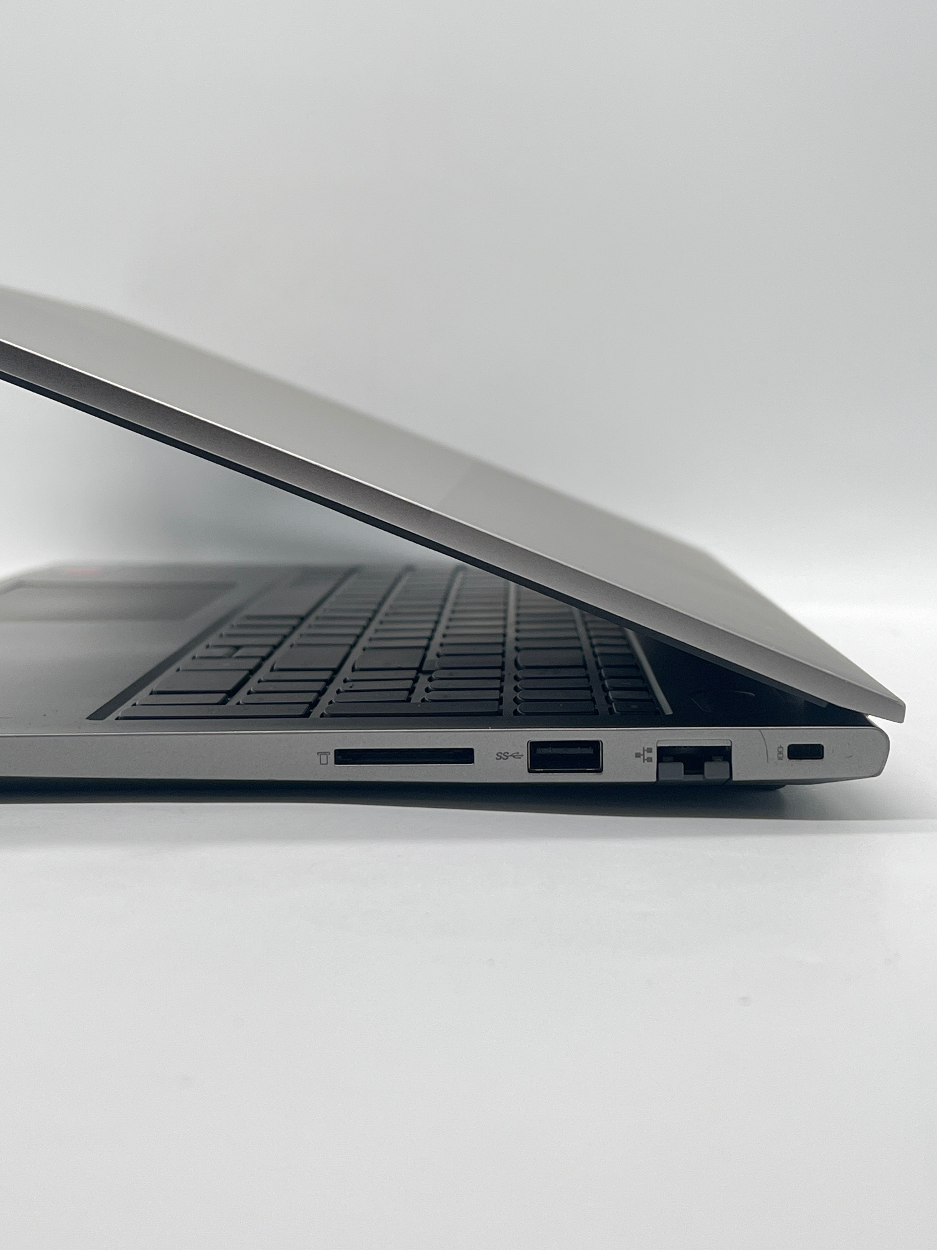 Lenovo ThinkBook 15 G2 ARE AMD Ryzen 5 4500U 8GB RAM 512GB SSD - For Parts (Read)
