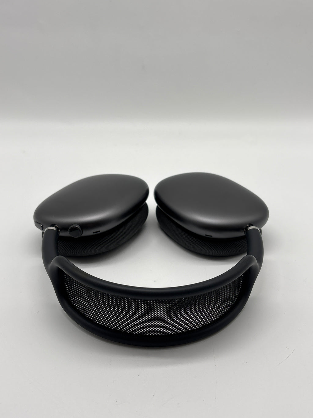 Apple AirPods Max A2096 Over-Ear Noise Cancelling Headphones Space Gray - Used