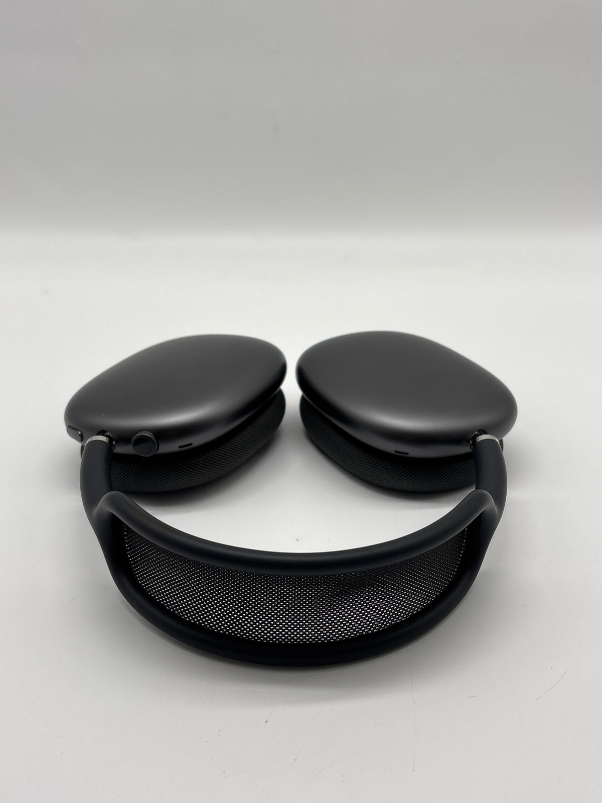 Apple AirPods Max A2096 Over-Ear Noise Cancelling Headphones Space Gray - Used