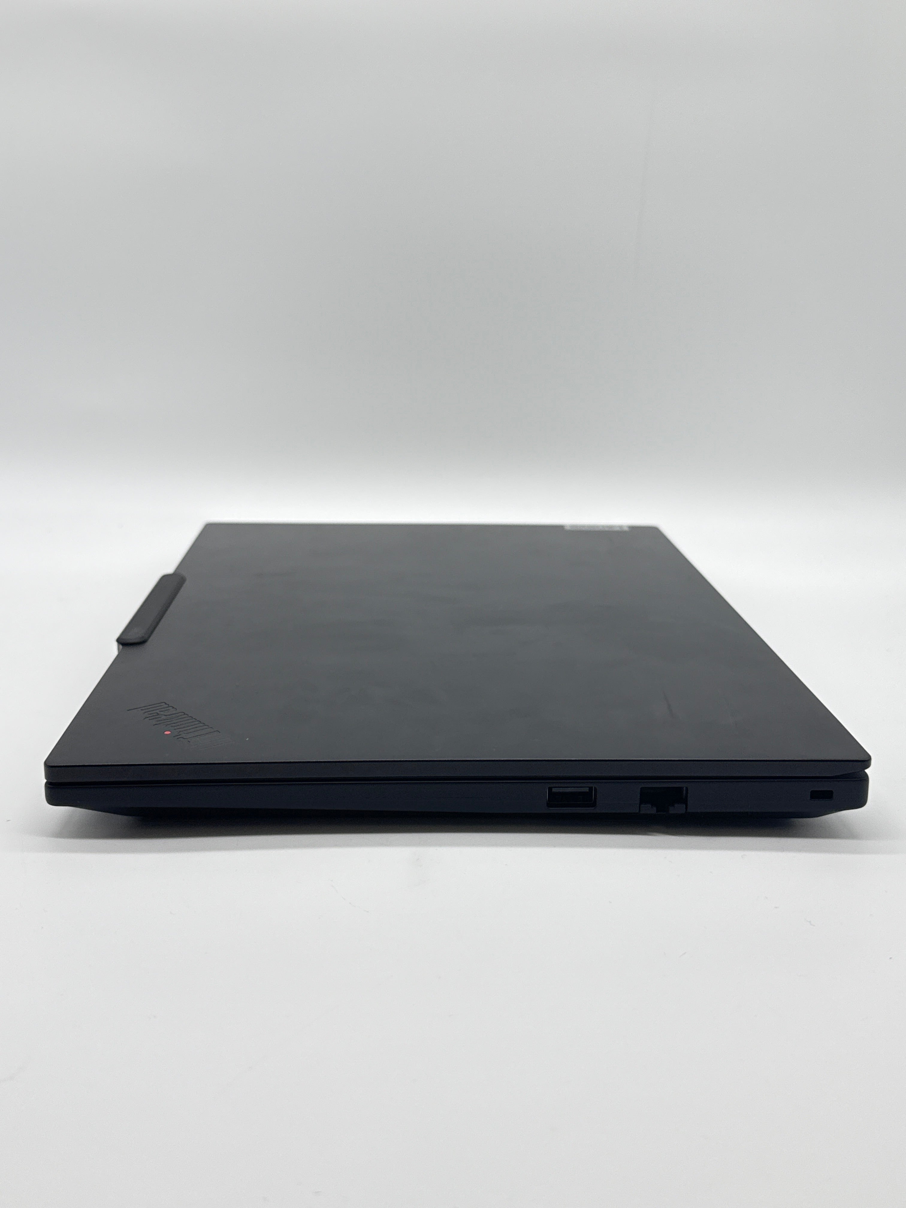 Lenovo ThinkPad P14s Gen 5 14-inch Ultra 7 16GB RAM 512GB SSD (READ)