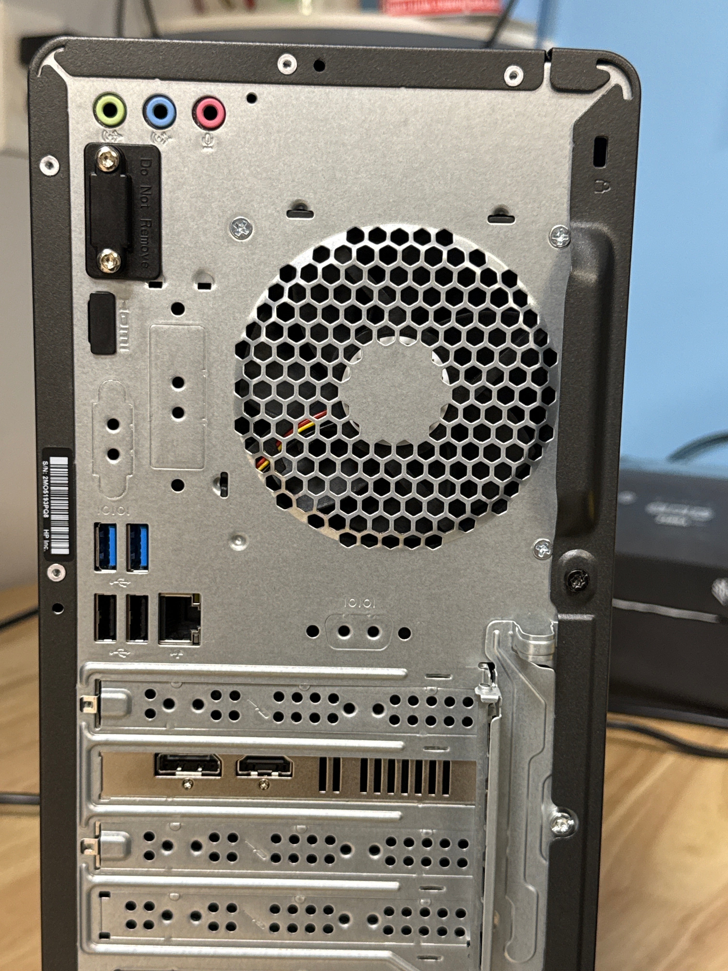 HP Victus 15 Ryzen 5 5600G 8GB RAM 512GB SSD Radeon RX 6400