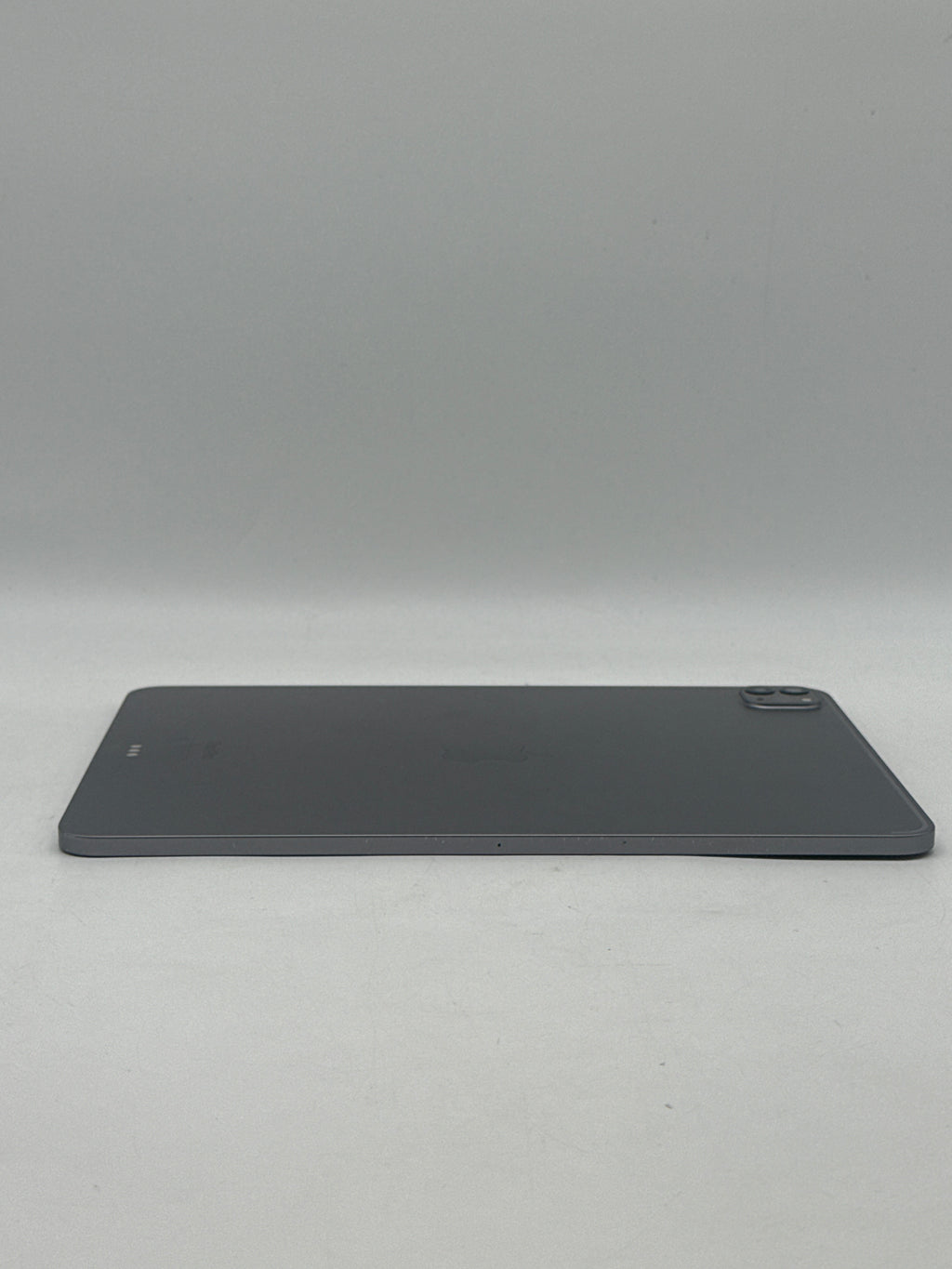 Apple iPad Pro 11" 4th Gen M2 128GB Wi-Fi Space Gray - Used