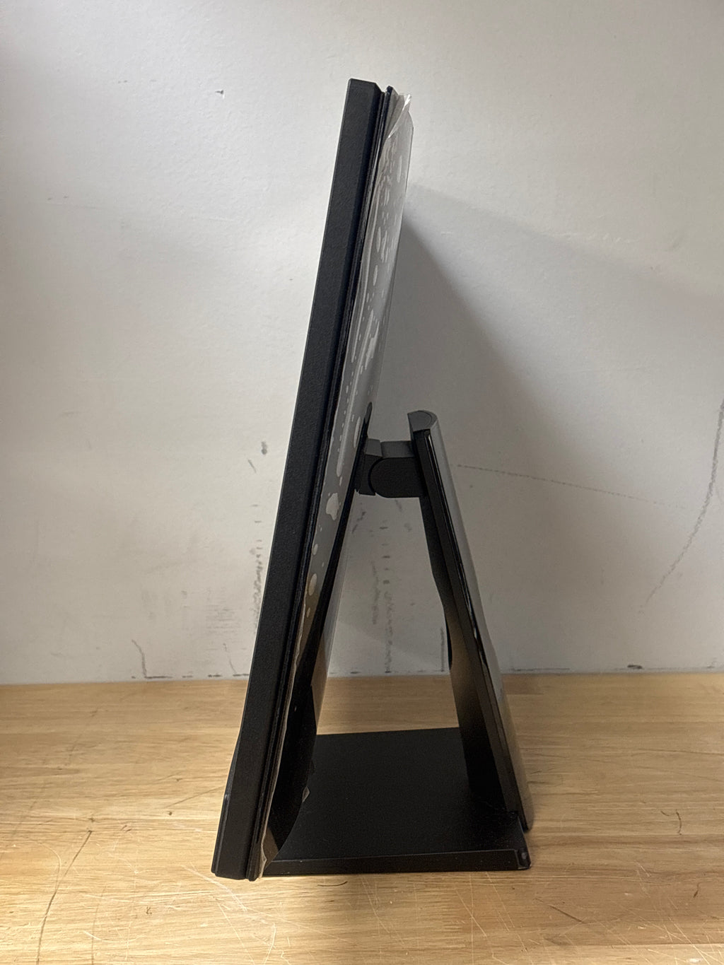 Dell Inspiron 3475 AIO Touchscreen All In One AMD A9-9425 8GB RAM 256GB SSD
