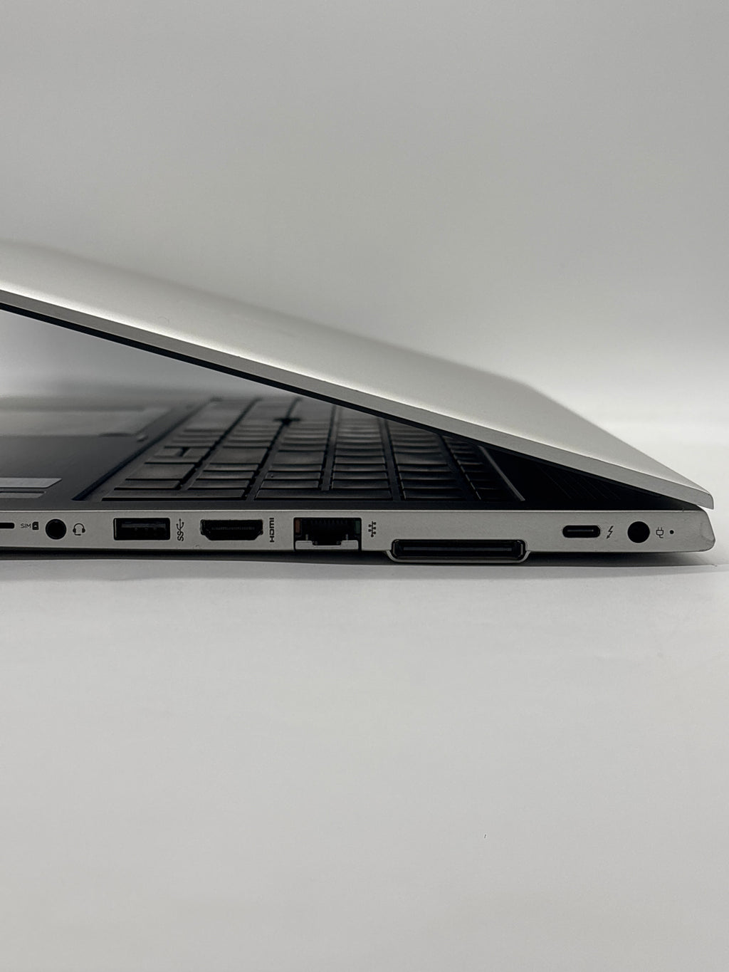 HP EliteBook 850 G6 i7-8565U 8GB RAM 256GB SSD - For Parts (Read DESC)
