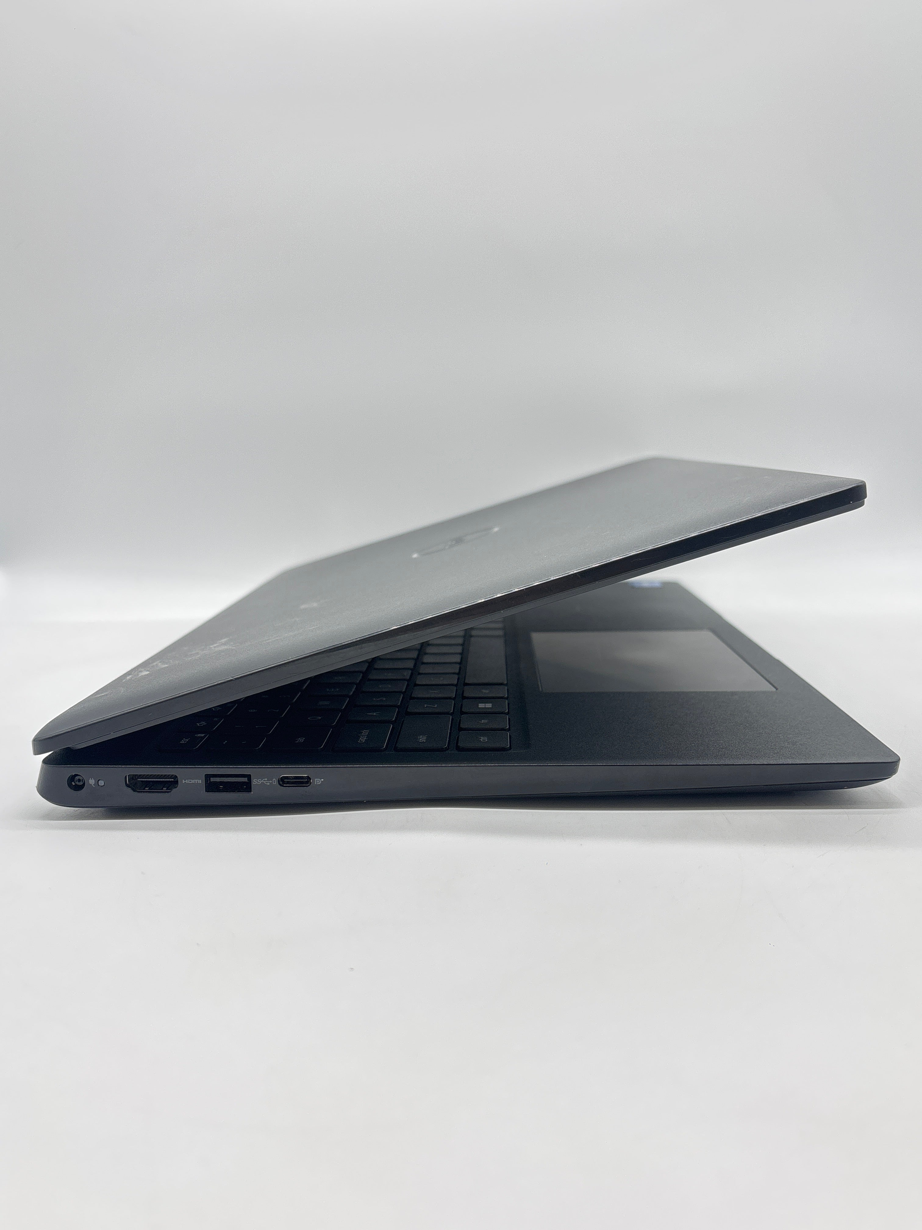 Dell Latitude 3520 i5-1135G7 8GB RAM 256GB SSD