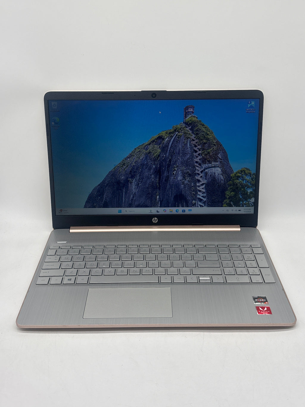 HP 15-ef0025wm Ryzen 5 3500U 16GB RAM 256GB SSD