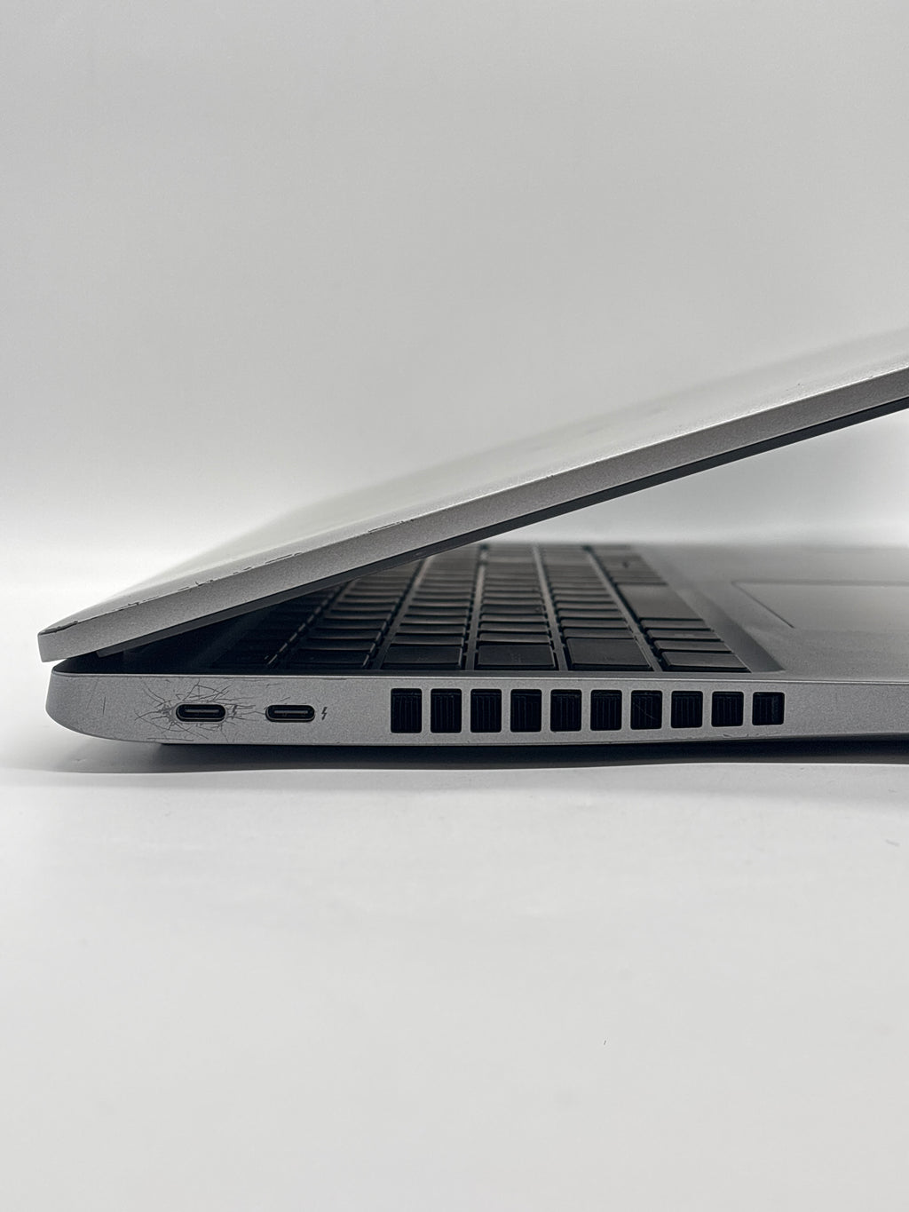 Dell Precision 3570 i7-1255U 16GB RAM 512GB SSD NVIDIA T550 - Cellular