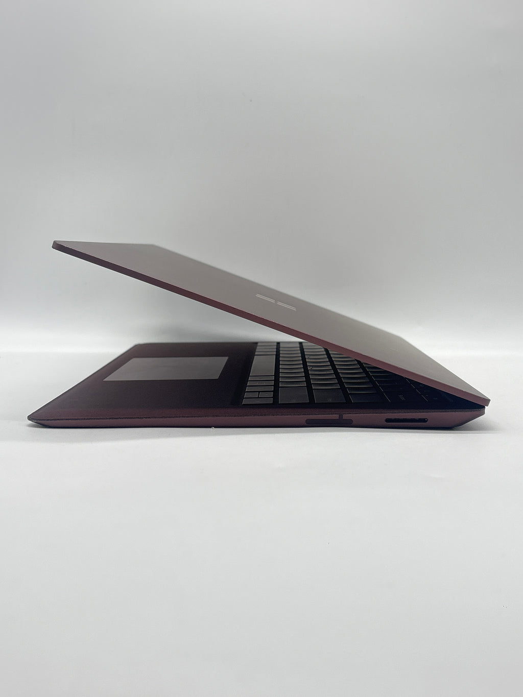 Microsoft Surface Laptop 1769 i7-7660U 8GB RAM 256GB SSD