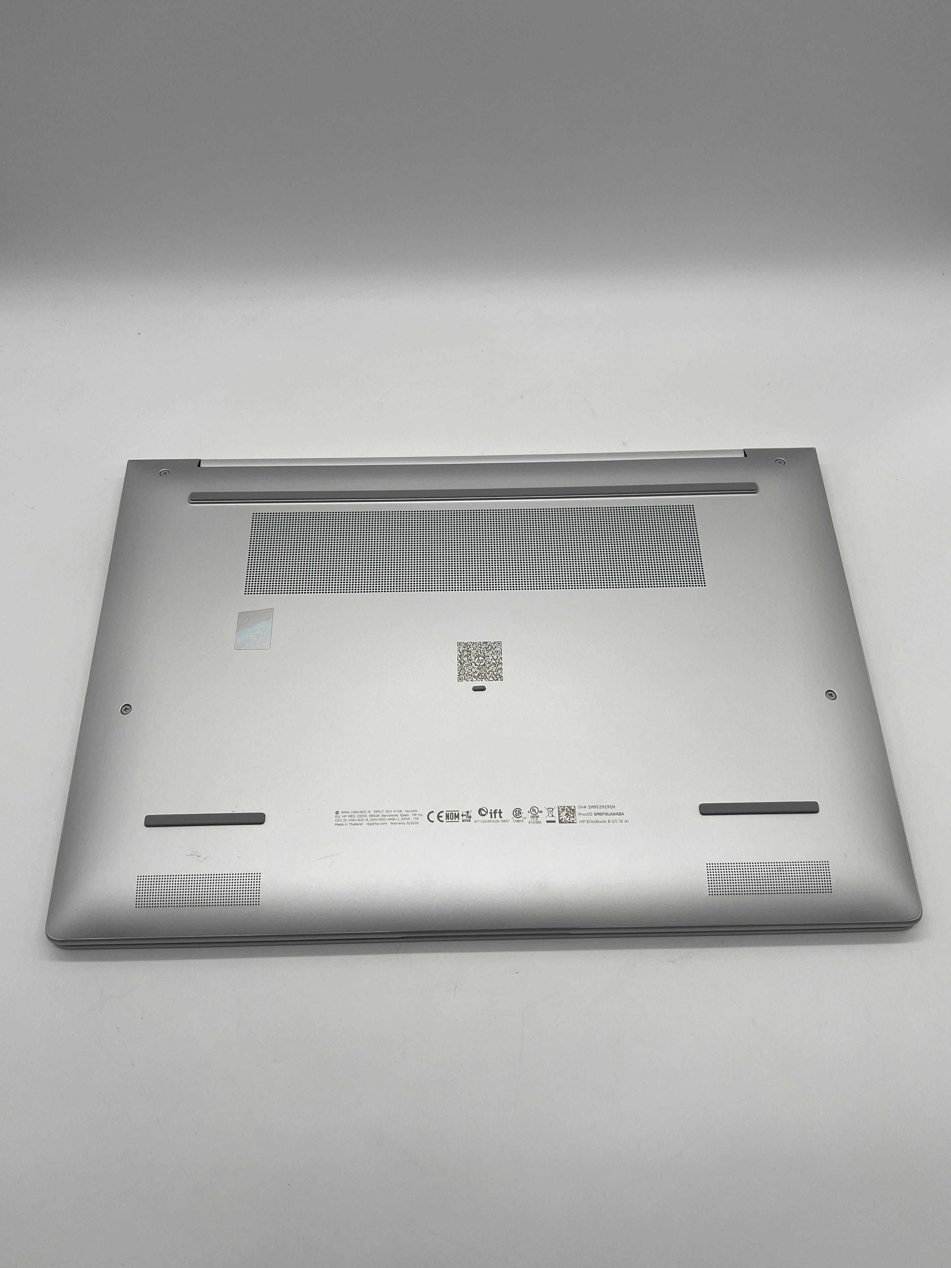 HP EliteBook 8 G1i 16 AI Ultra 7 32GB 1TB SSD Silver