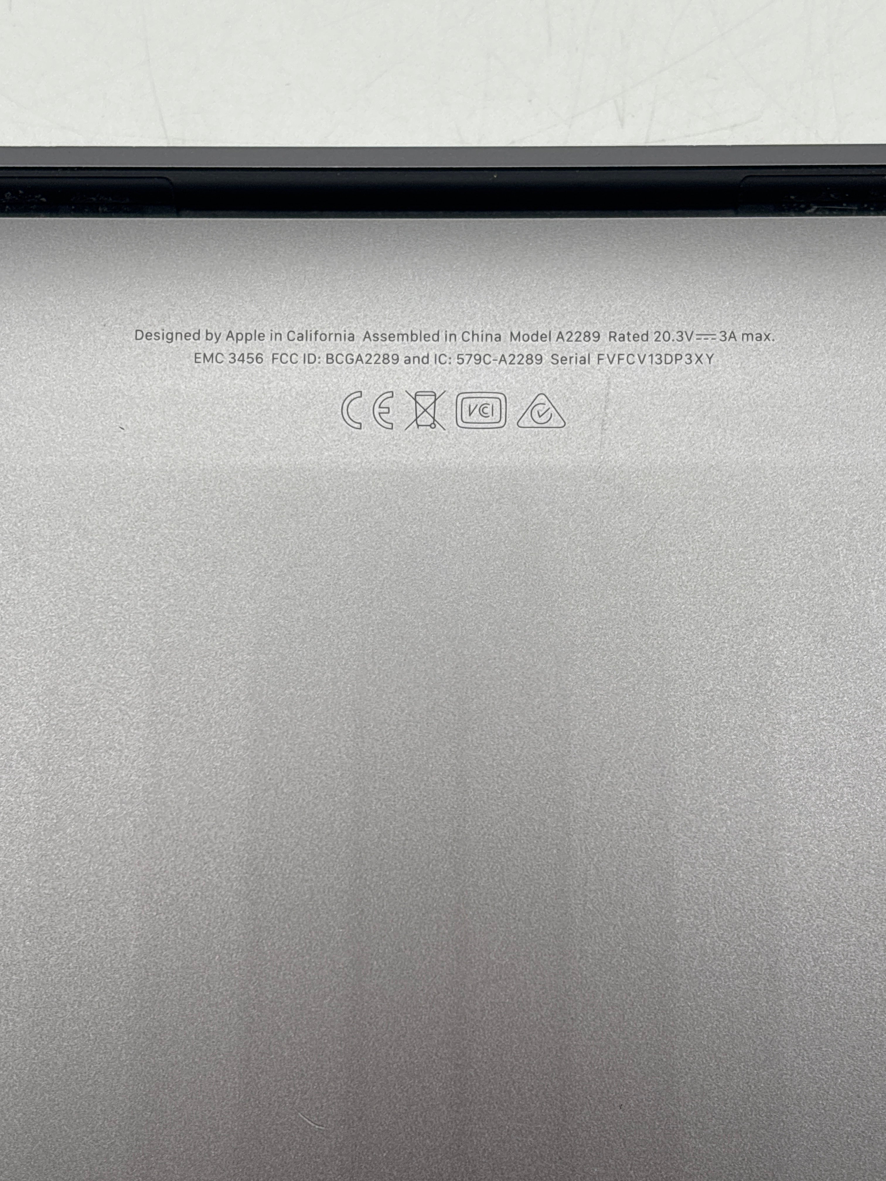 Apple MacBook Pro 13" A2289 i5 8GB RAM 256GB SSD