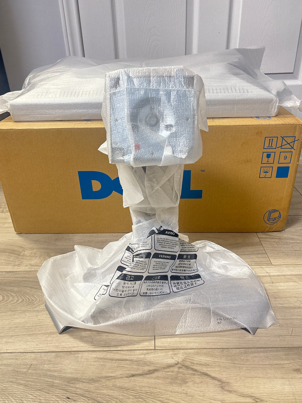 Dell UltraSharp 2407WFP 24" Widescreen LCD Monitor - New Open Box