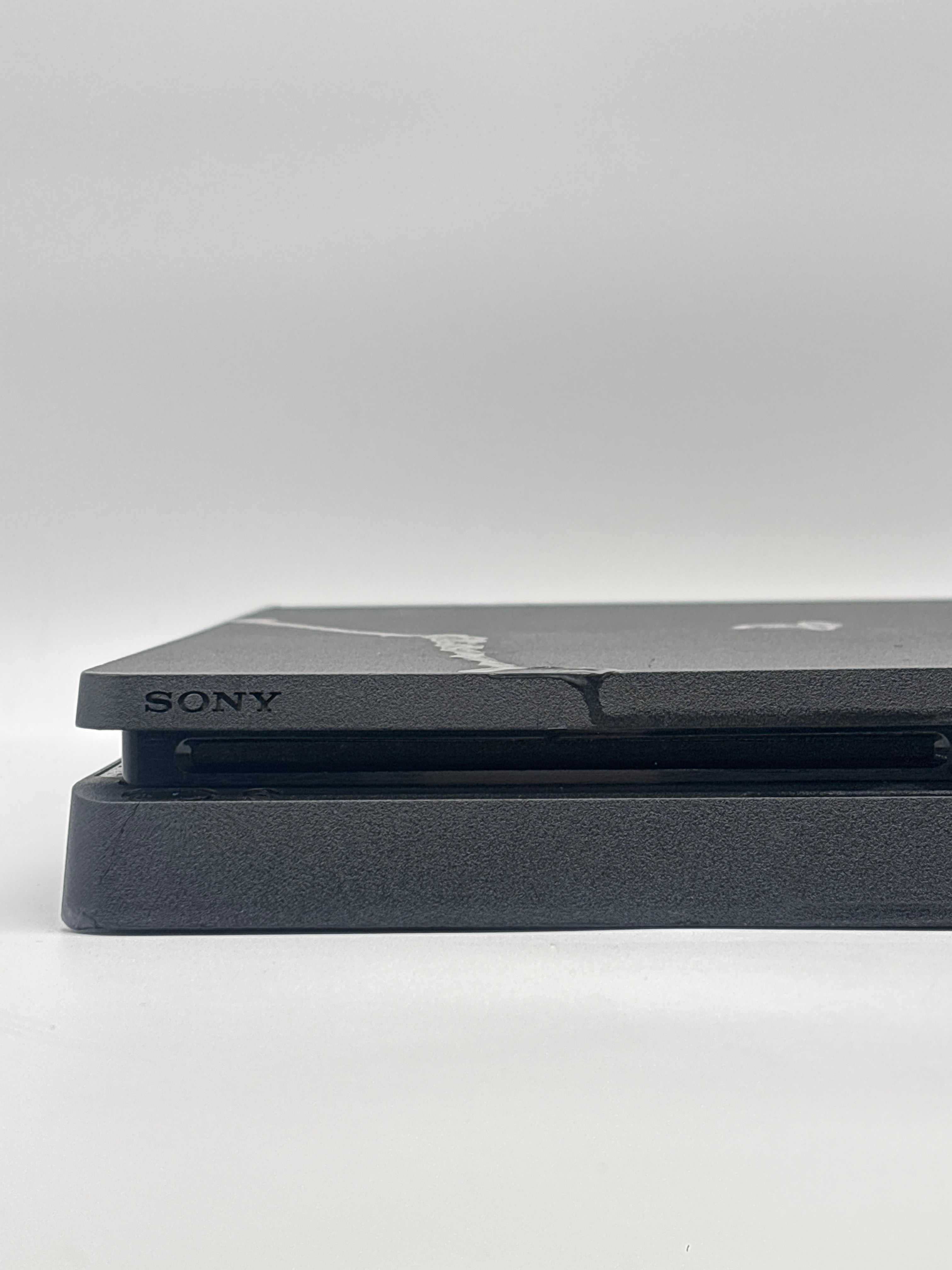 Sony PlayStation 4 Slim CUH-2215B 1TB Console Black Used