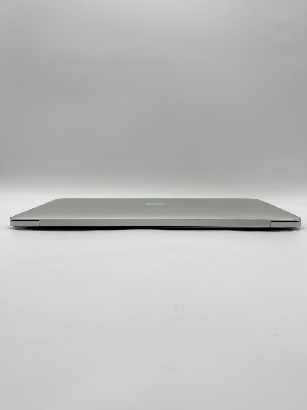 Apple MacBook Pro A2159 i5 8GB RAM 256GB SSD - For Parts (Bad Display)