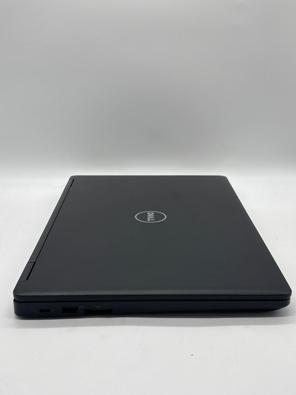 Dell Latitude 5580 15.6in Intel i7-7820HQ 16GB RAM 512GB SSD Windows 11 Pro