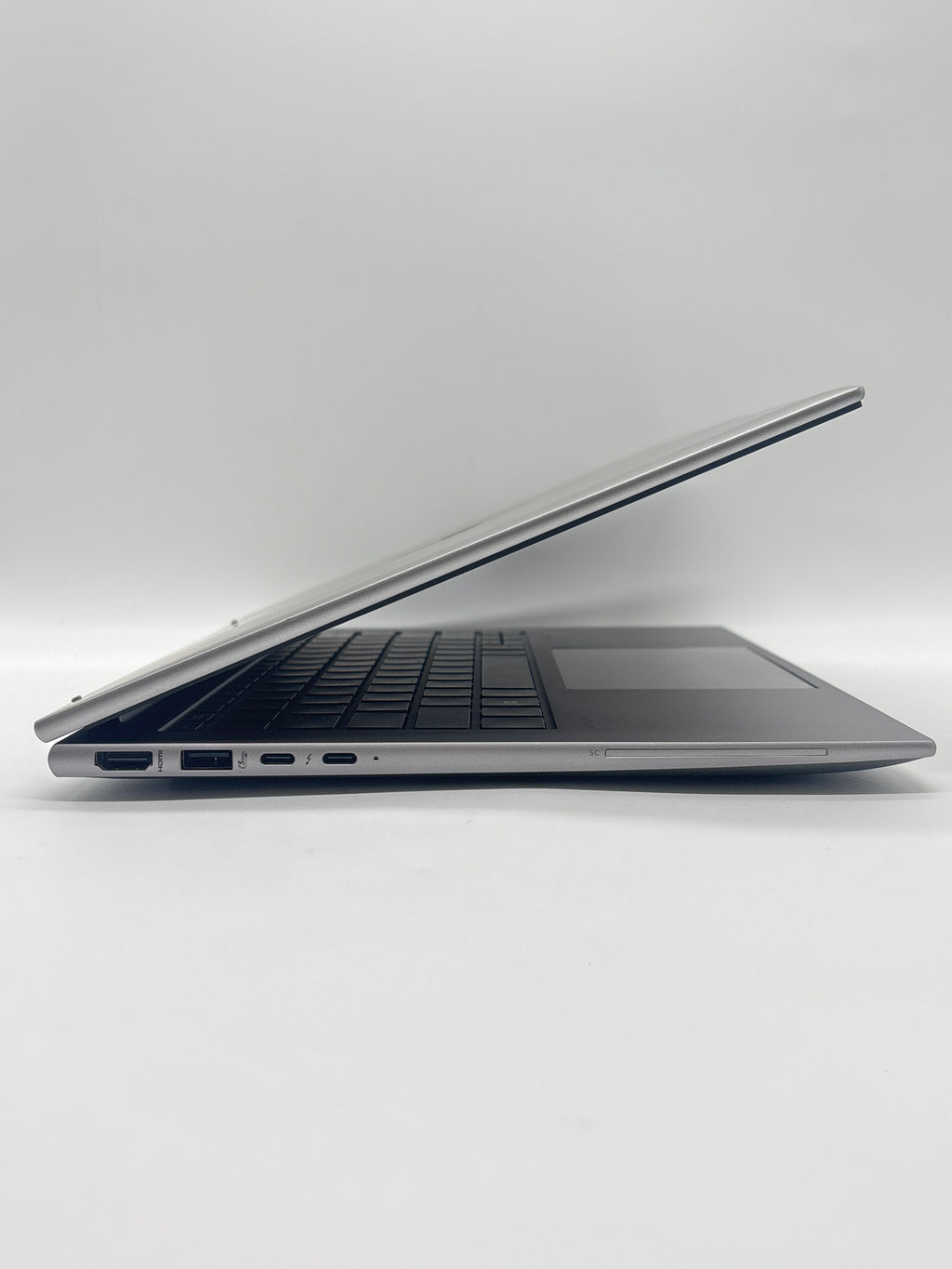 HP ZBook FireFly G11 Ryzen 5 Pro 8640HS 32GB RAM 256GB SSD