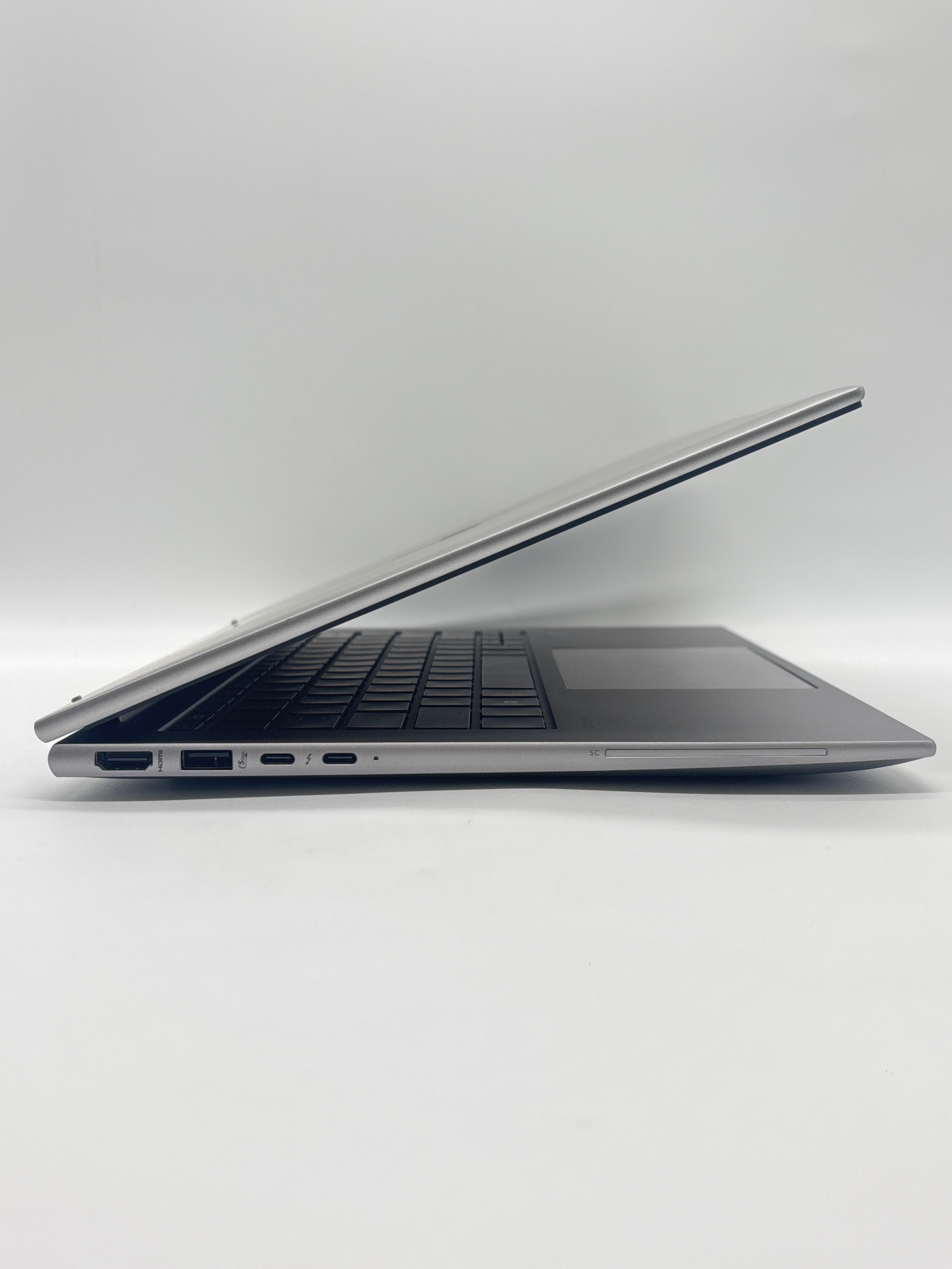 HP ZBook FireFly G11 Ryzen 5 Pro 8640HS 32GB RAM 256GB SSD