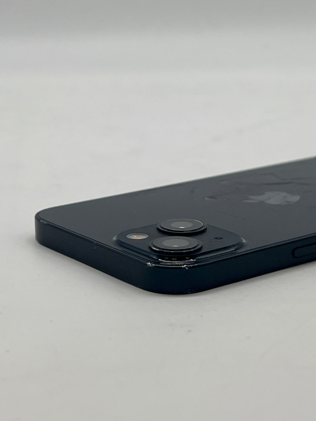 Apple iPhone 13 - 128GB - Midnight Unlocked - For Parts