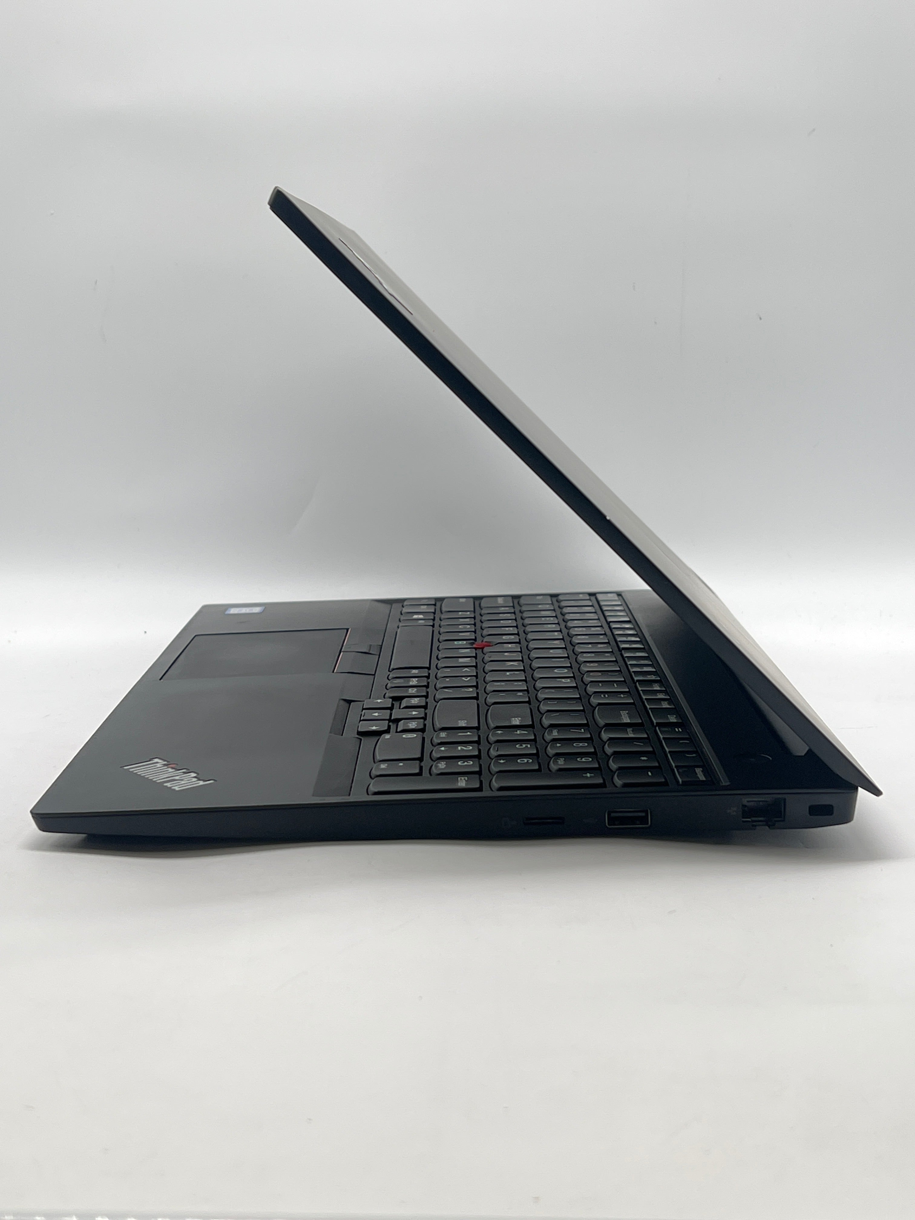 Lenovo ThinkPad E590 i5-8265U 4GB RAM 512GB HDD - For Parts (Bad Battery)