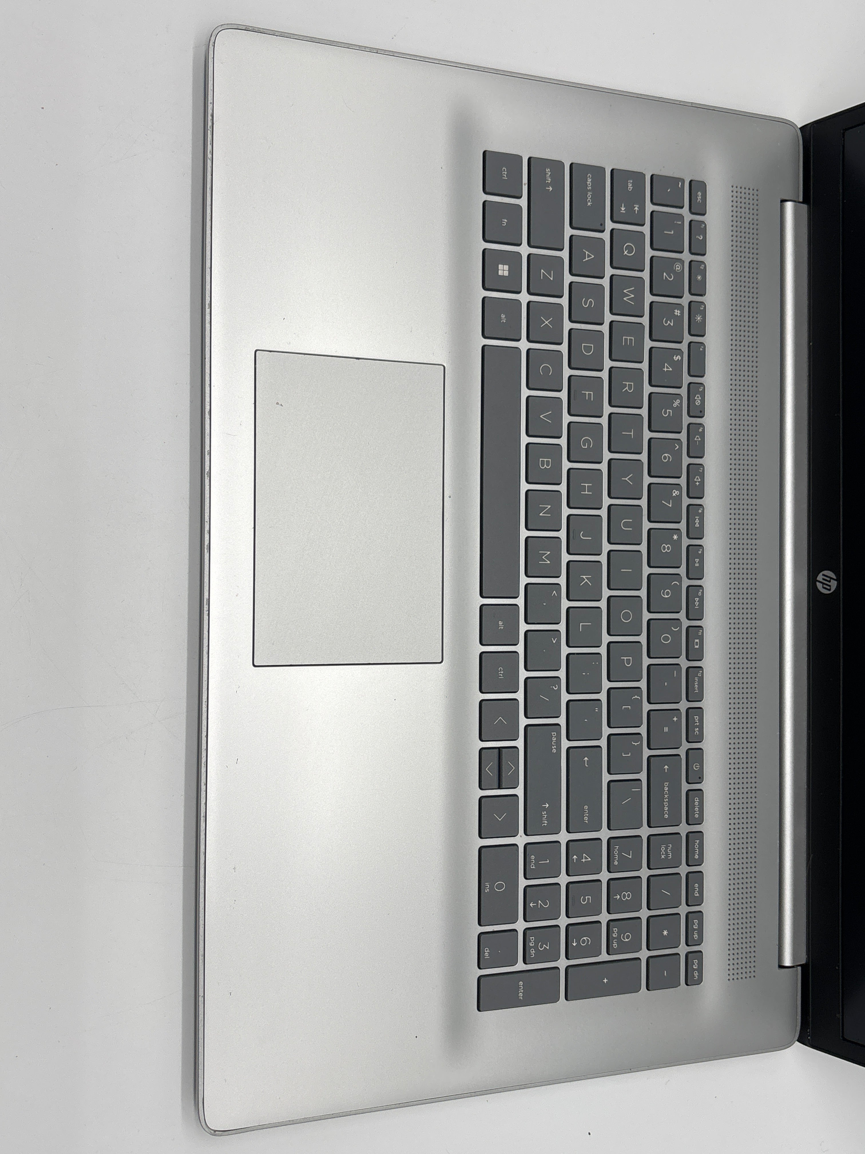 HP 17-cn2083dx i3 8GB RAM 128GB SSD Silver Laptop For Parts (No Power)