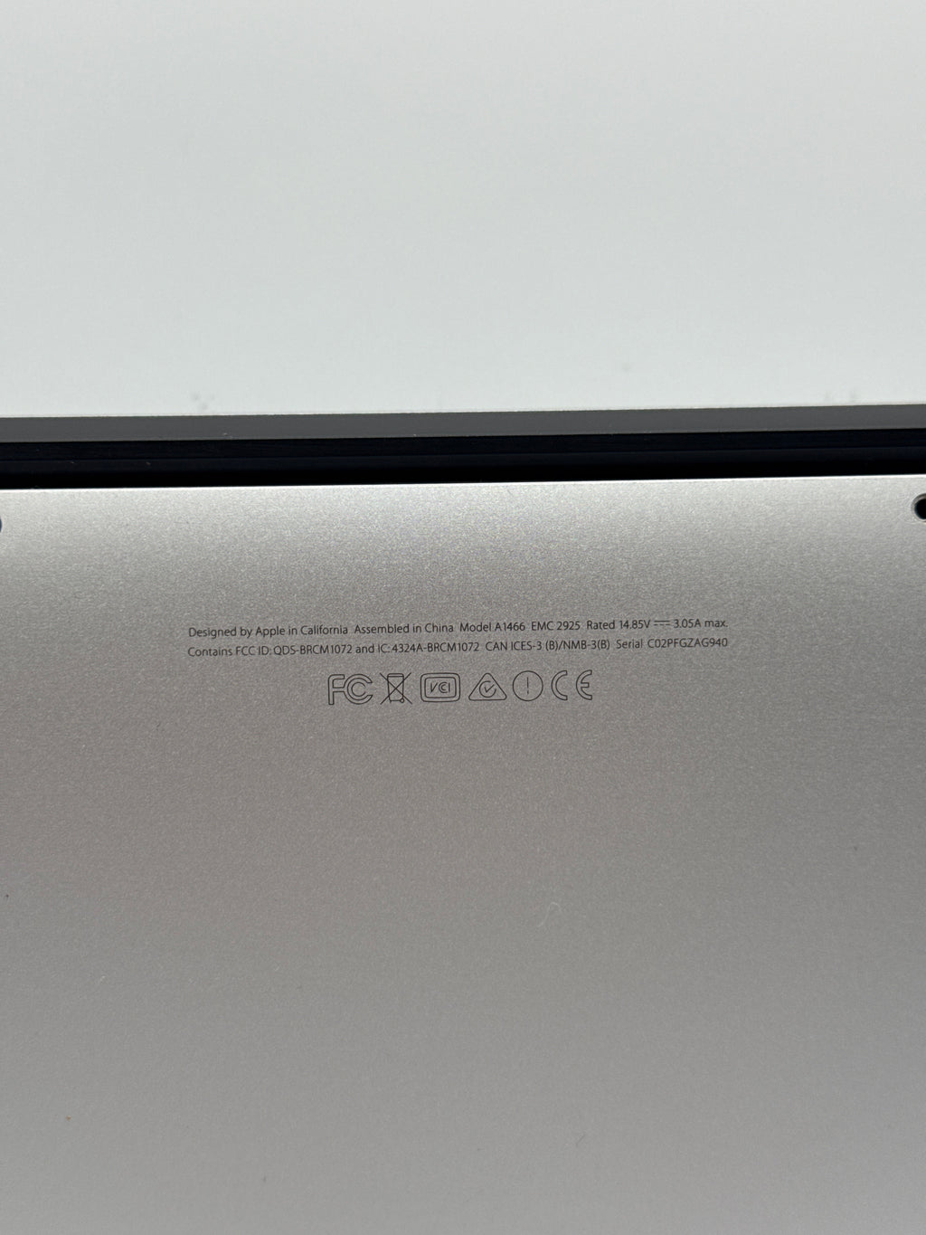 Apple MacBook Air 13" A1466 2015 i5 1.6 GHz 4GB RAM 128GB SSD